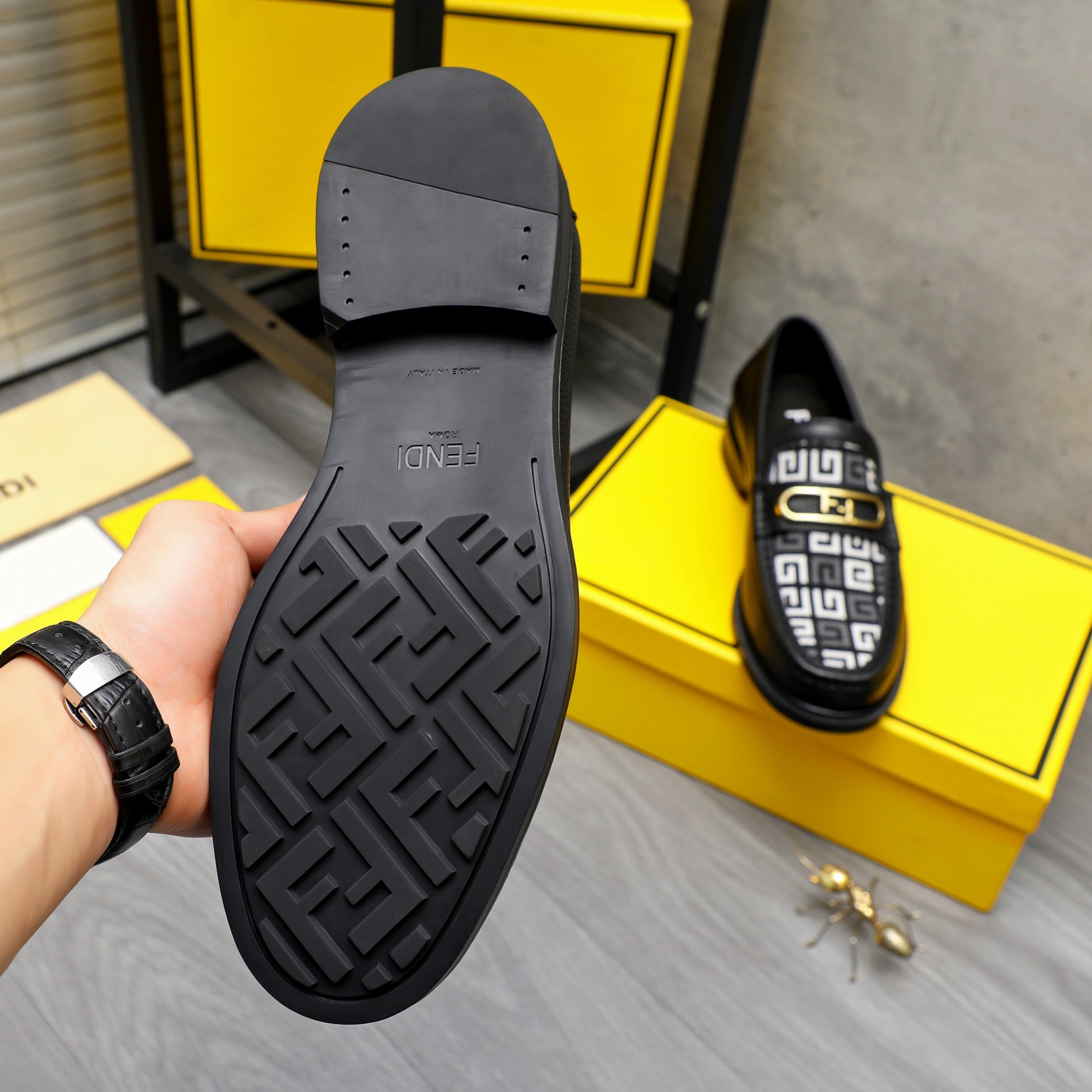 LuxluxHouse Best Quality Shoes Fendi