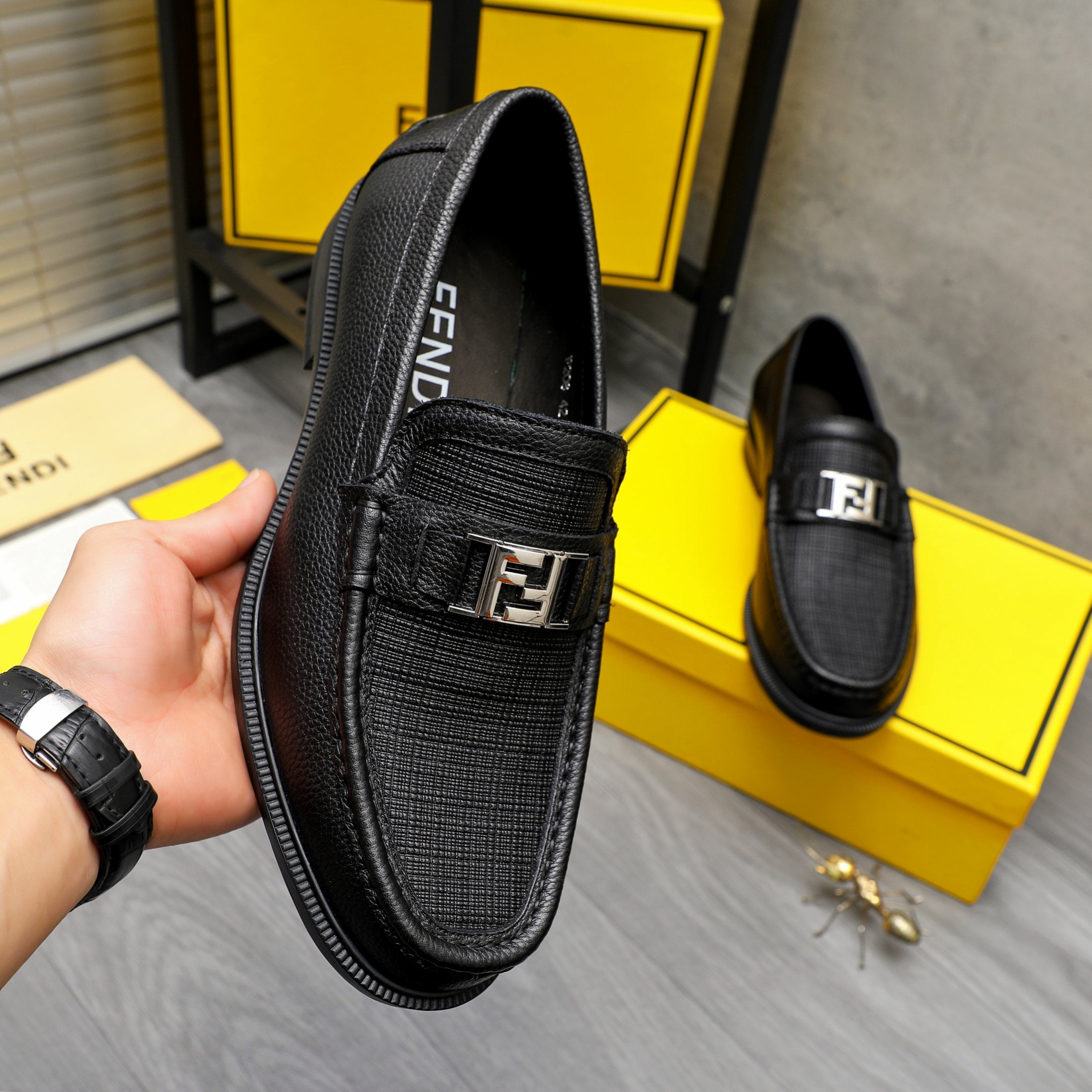 LuxluxHouse Best Quality Shoes Fendi