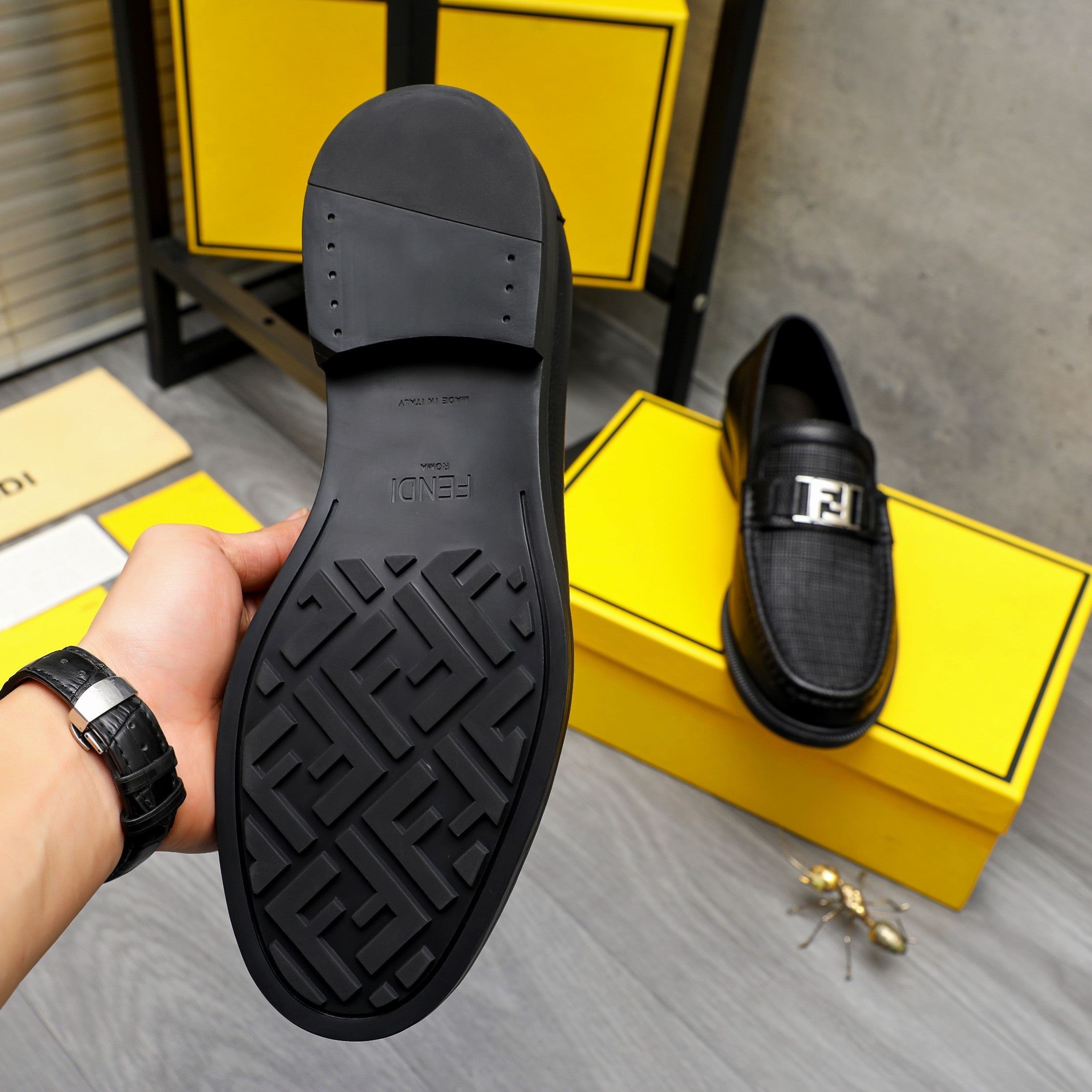 LuxluxHouse Best Quality Shoes Fendi