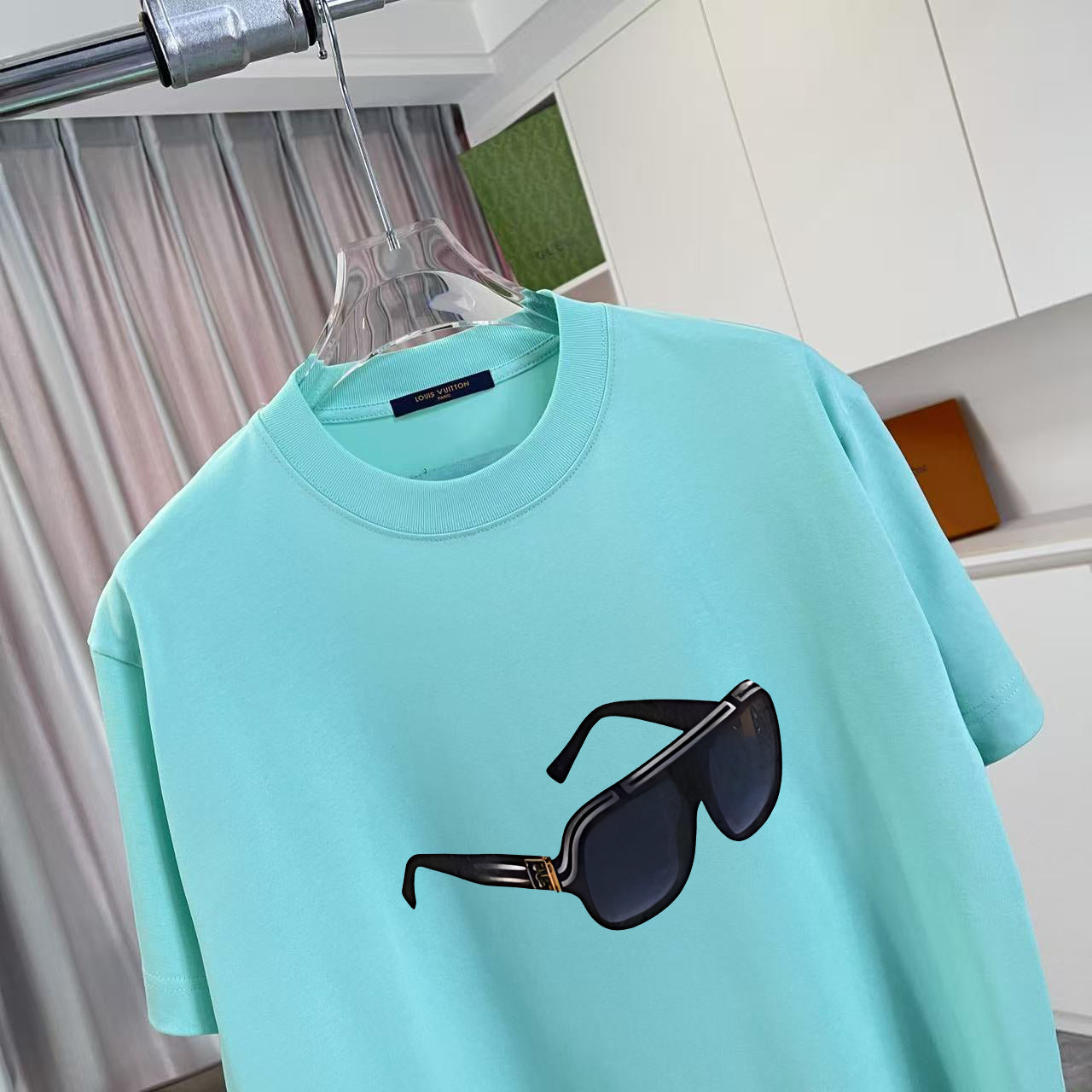 LuxluxHouse Best Quality Clothes T-shirt Louis Vuitton