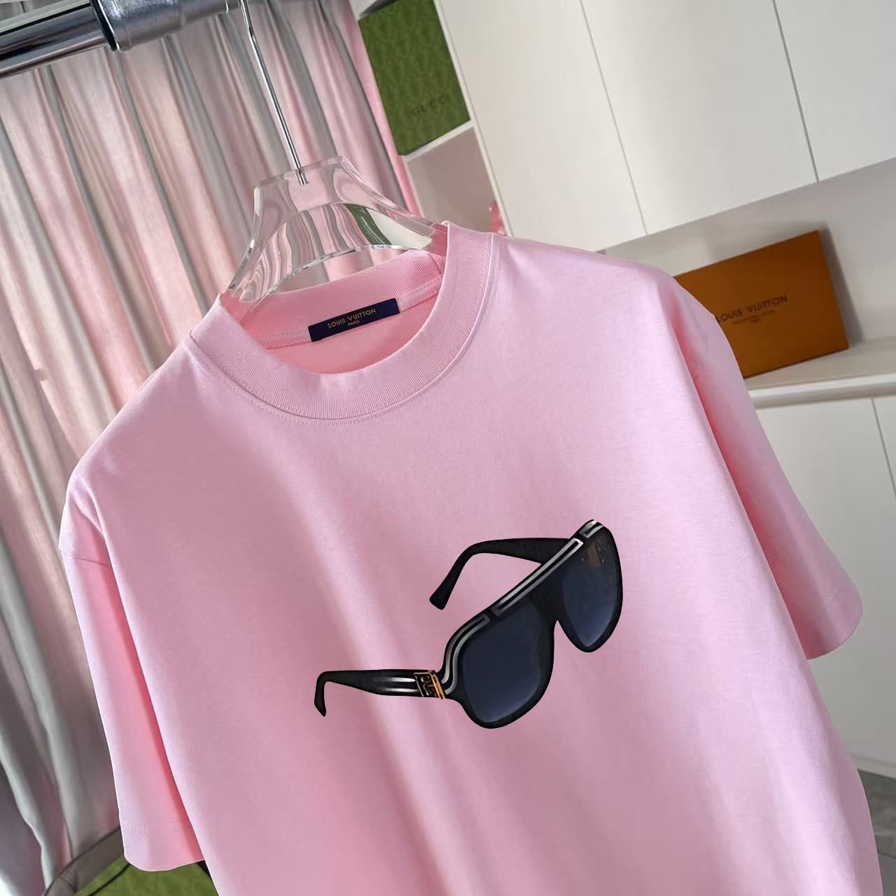 LuxluxHouse Best Quality Clothes T-shirt Louis Vuitton