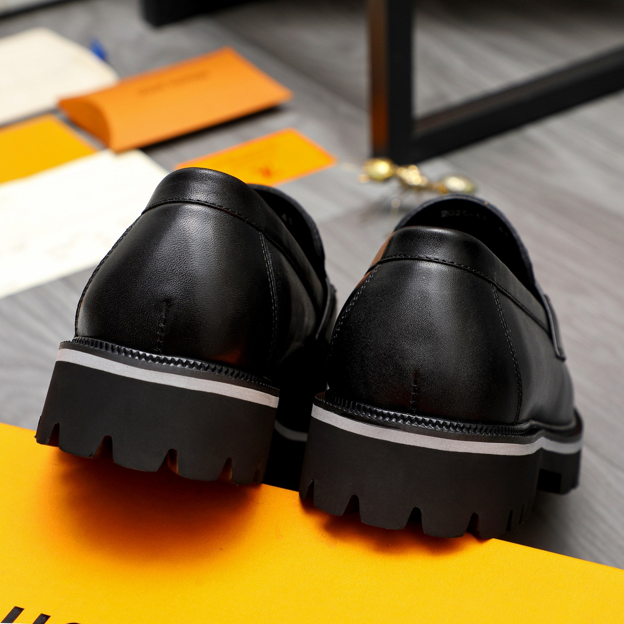 LuxluxHouse Best Quality Louis Vuitton Dress Shoes