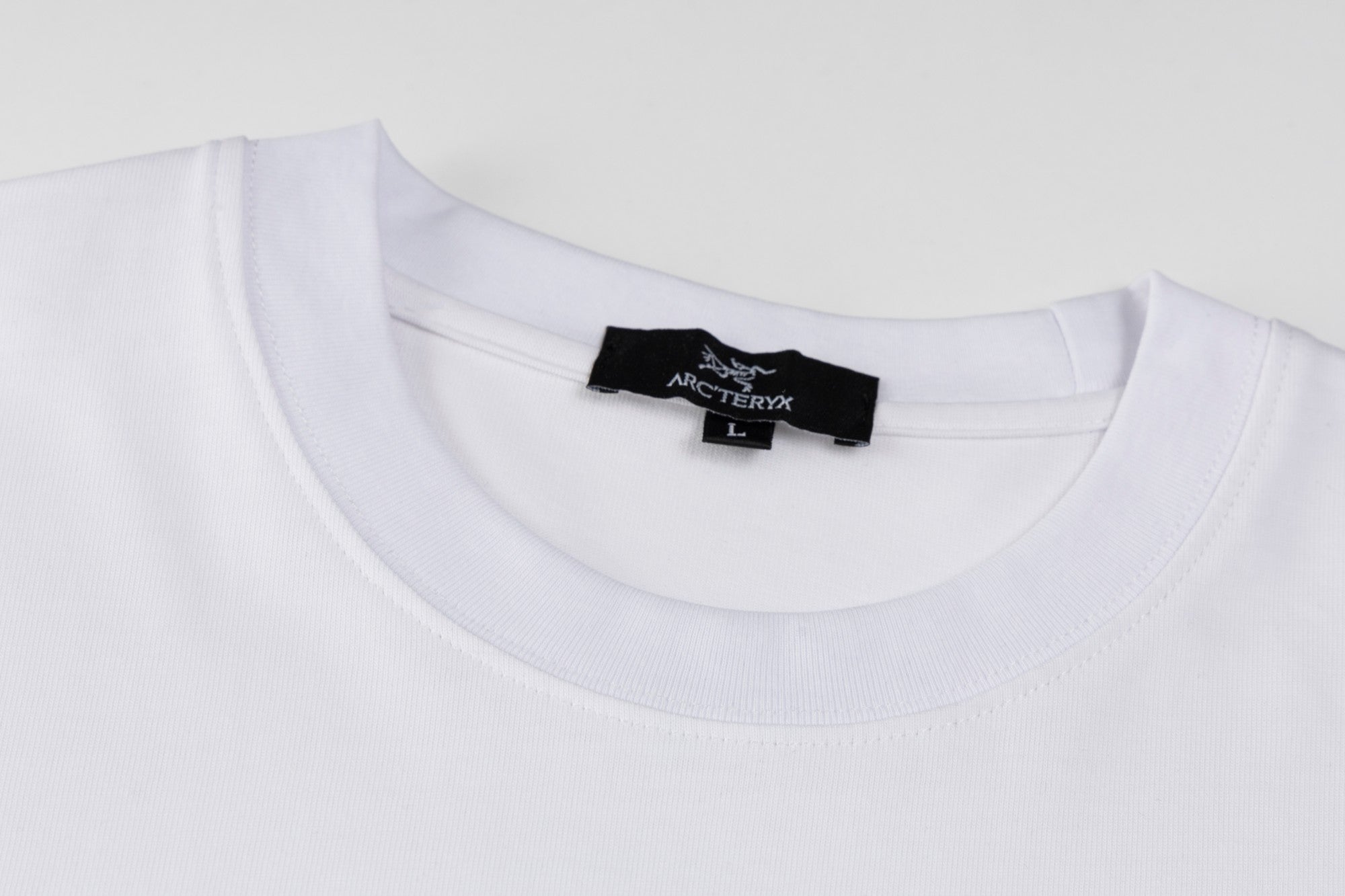 LuxluxHouse Best Quality Clothes T-shirt Arcteryx