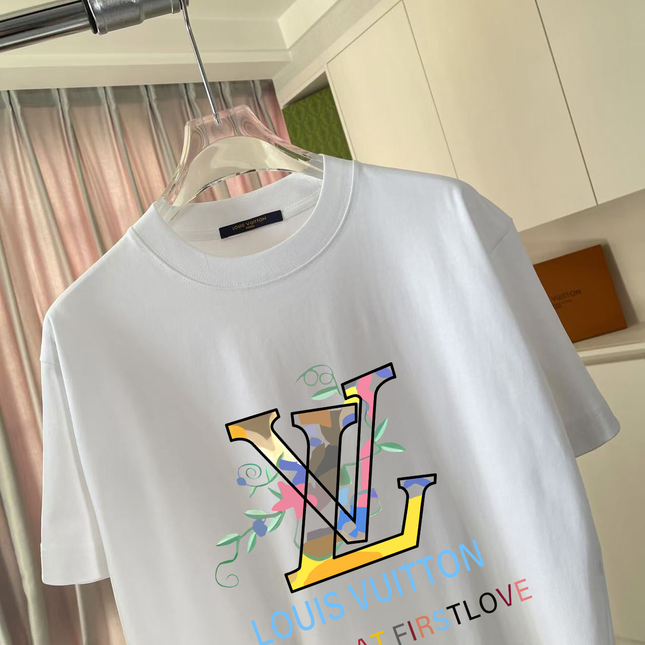 LuxluxHouse Best Quality Clothes T-shirt Louis Vuitton