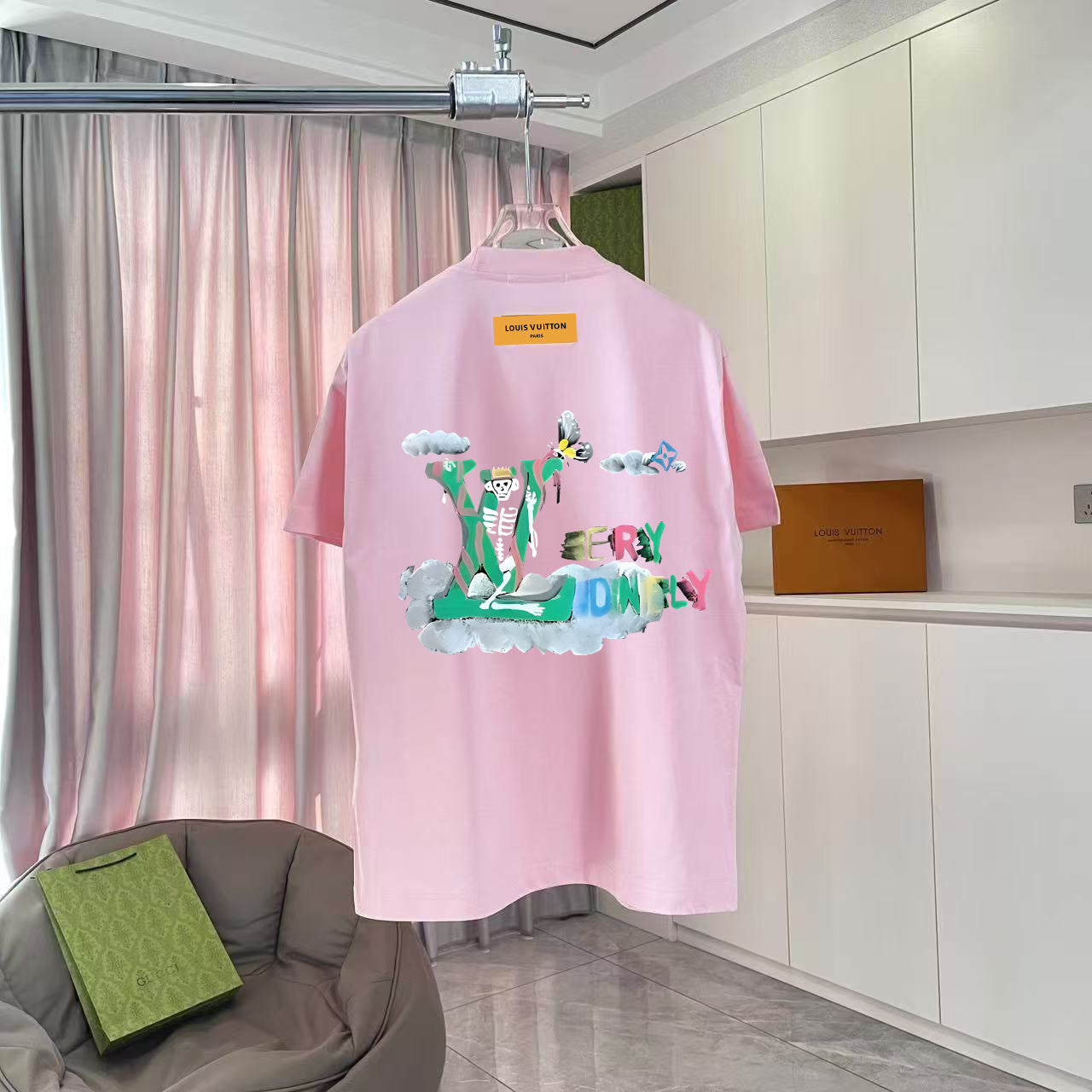 LuxluxHouse Best Quality Clothes T-shirt Louis Vuitton