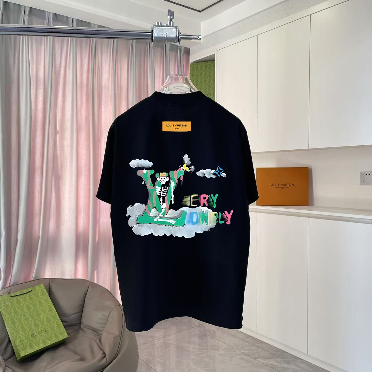 LuxluxHouse Best Quality Clothes T-shirt Louis Vuitton