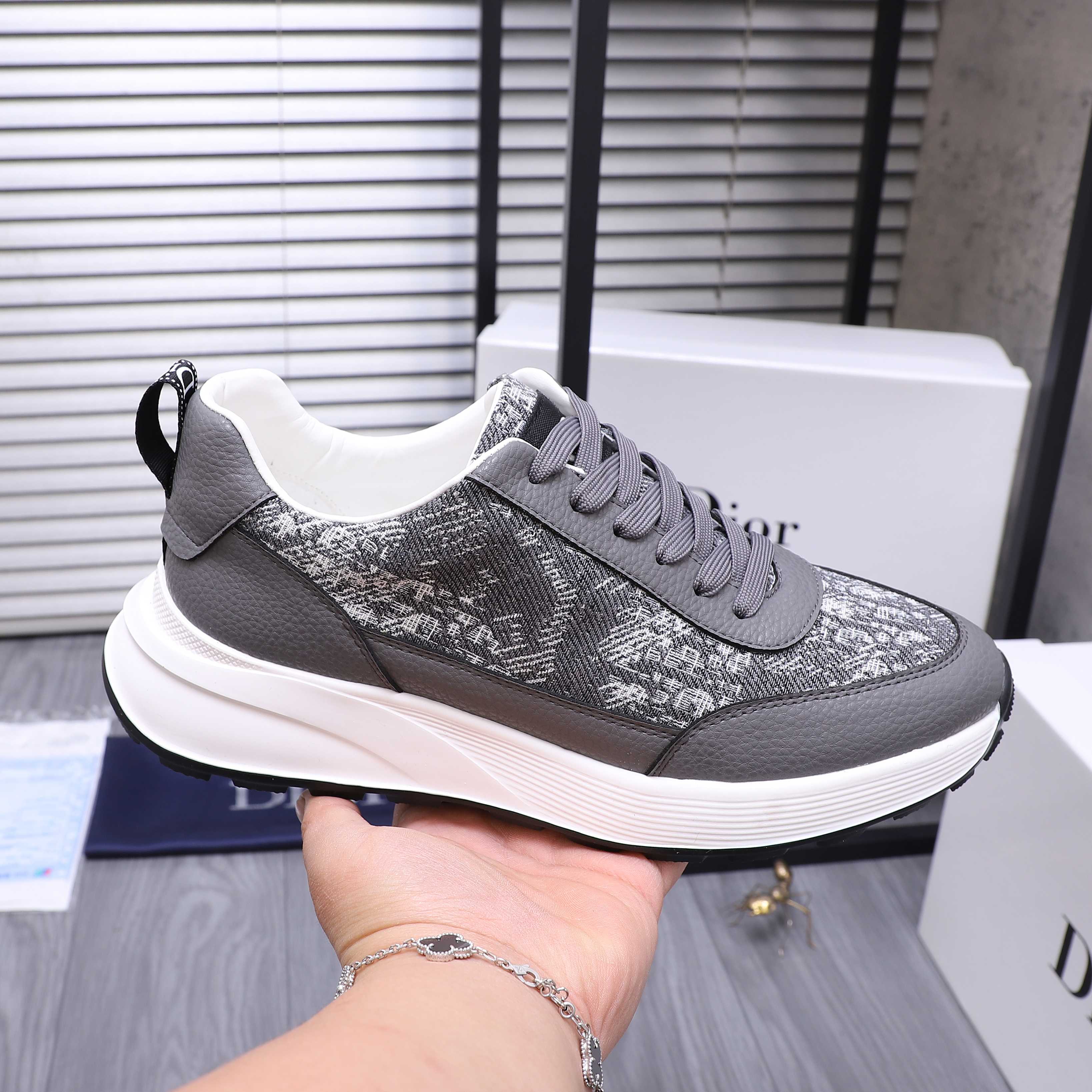 LuxluxHouse Best Quality Shoes Dior