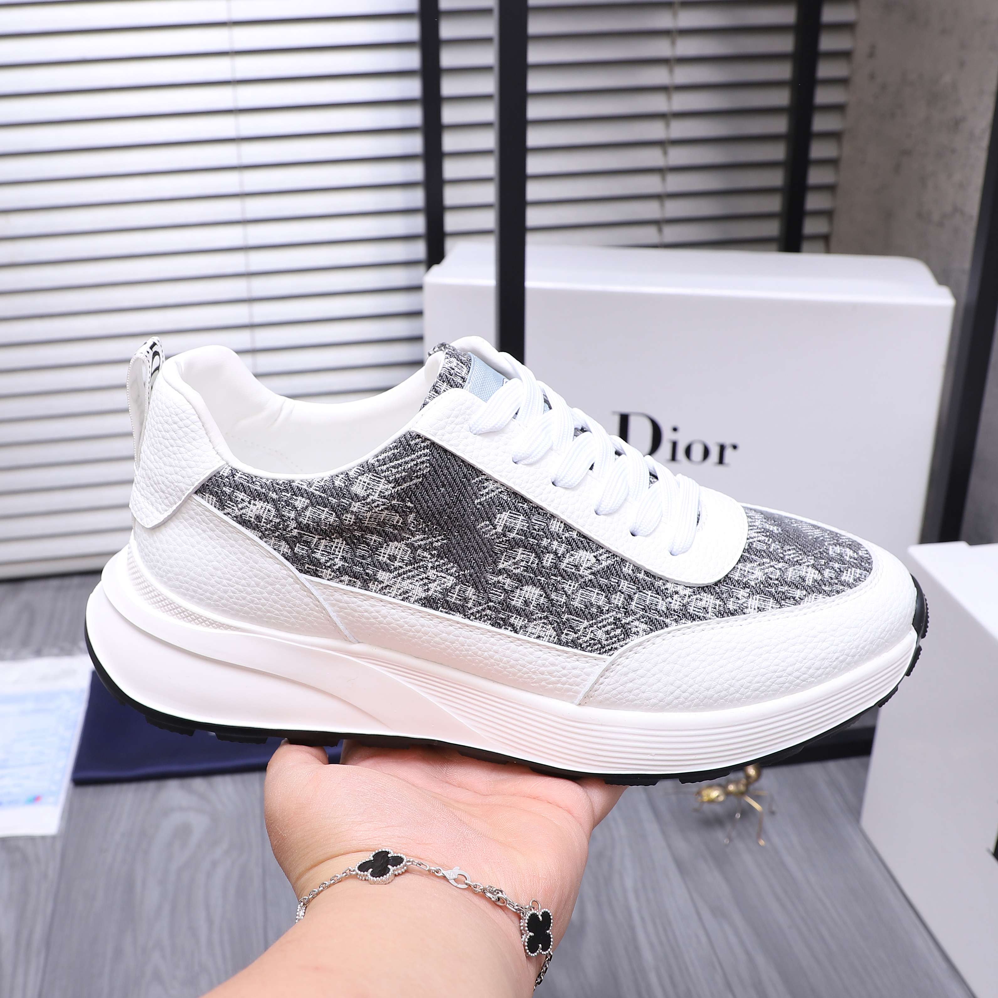 LuxluxHouse Best Quality Shoes Dior