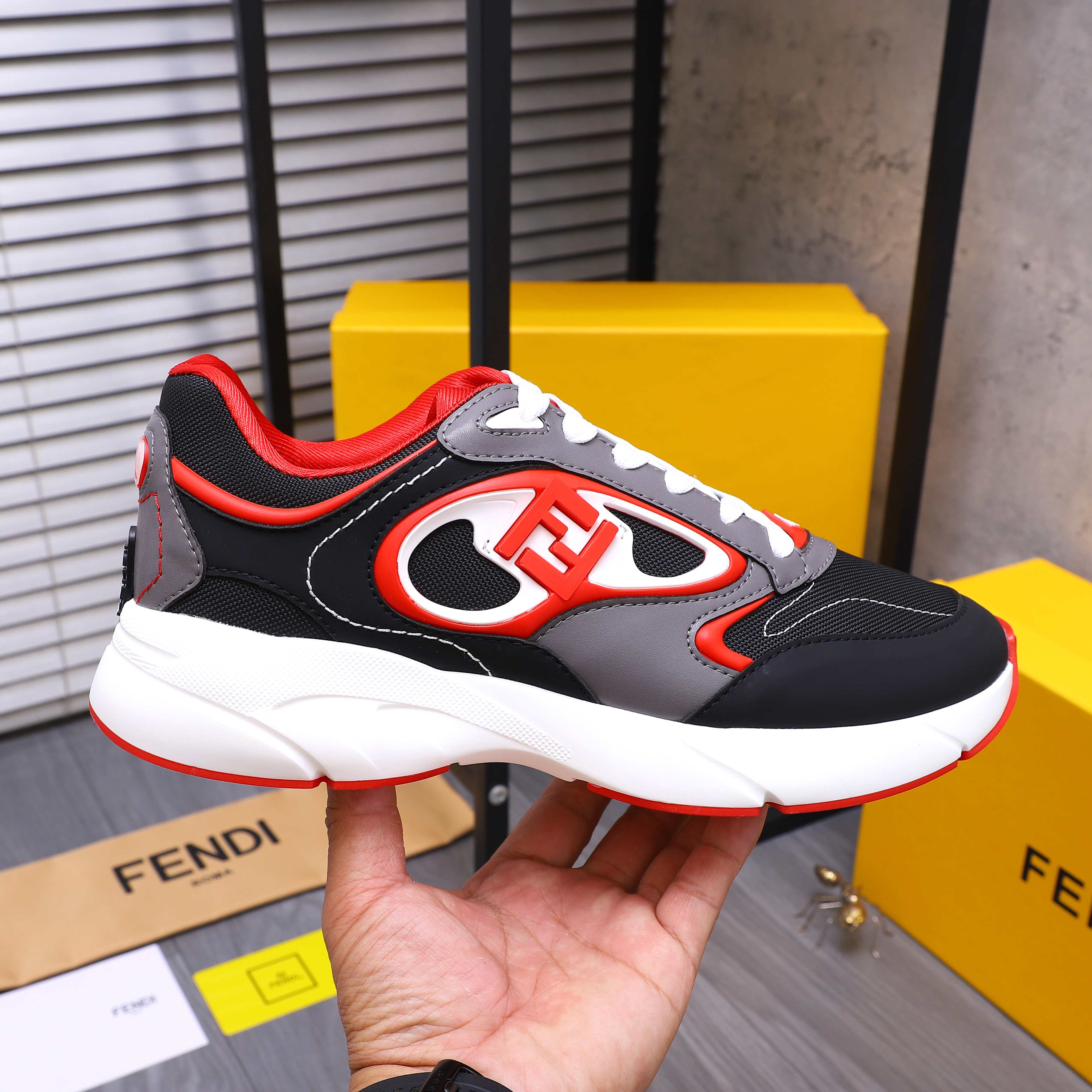 LuxluxHouse Best Quality Shoes Fendi