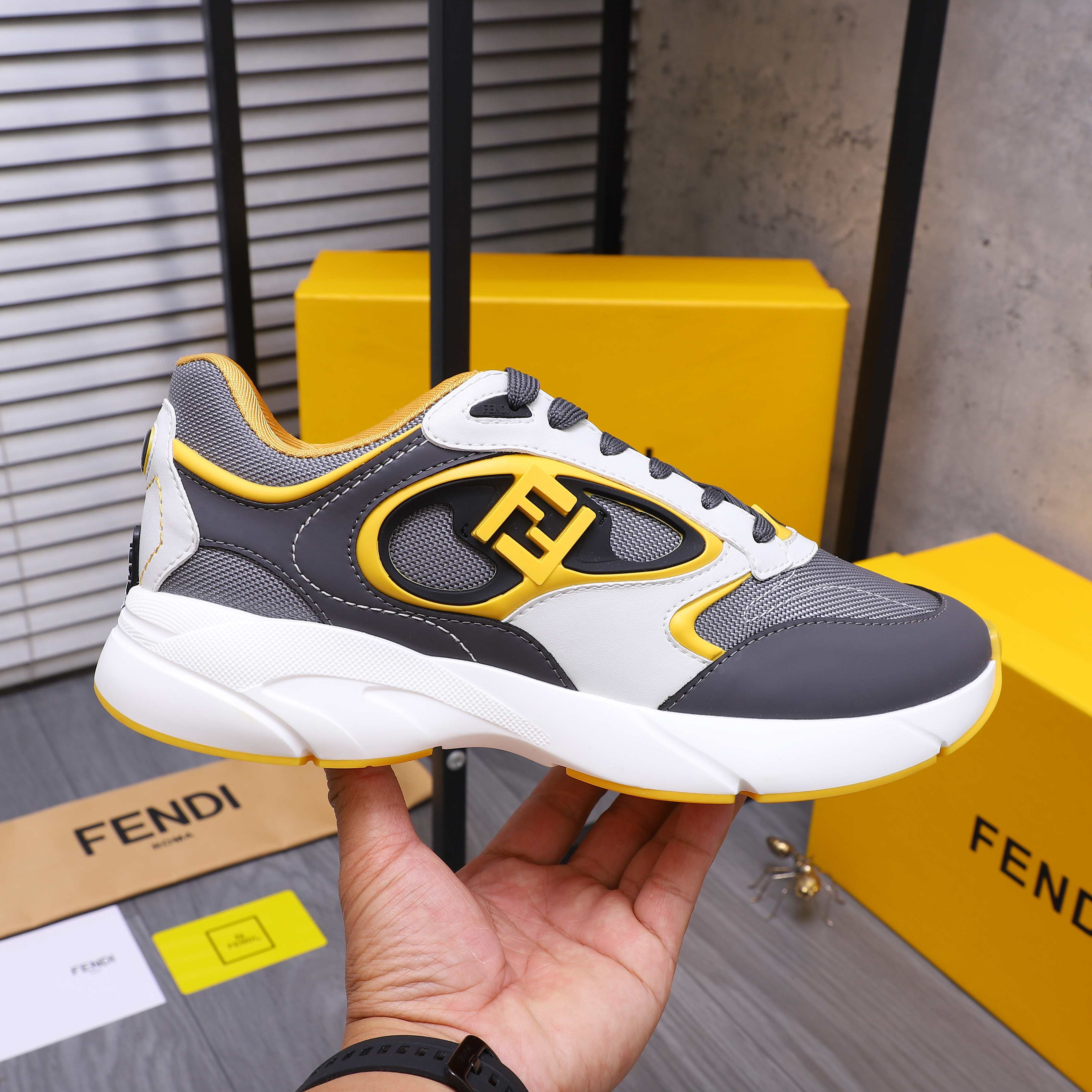 LuxluxHouse Best Quality Shoes Fendi