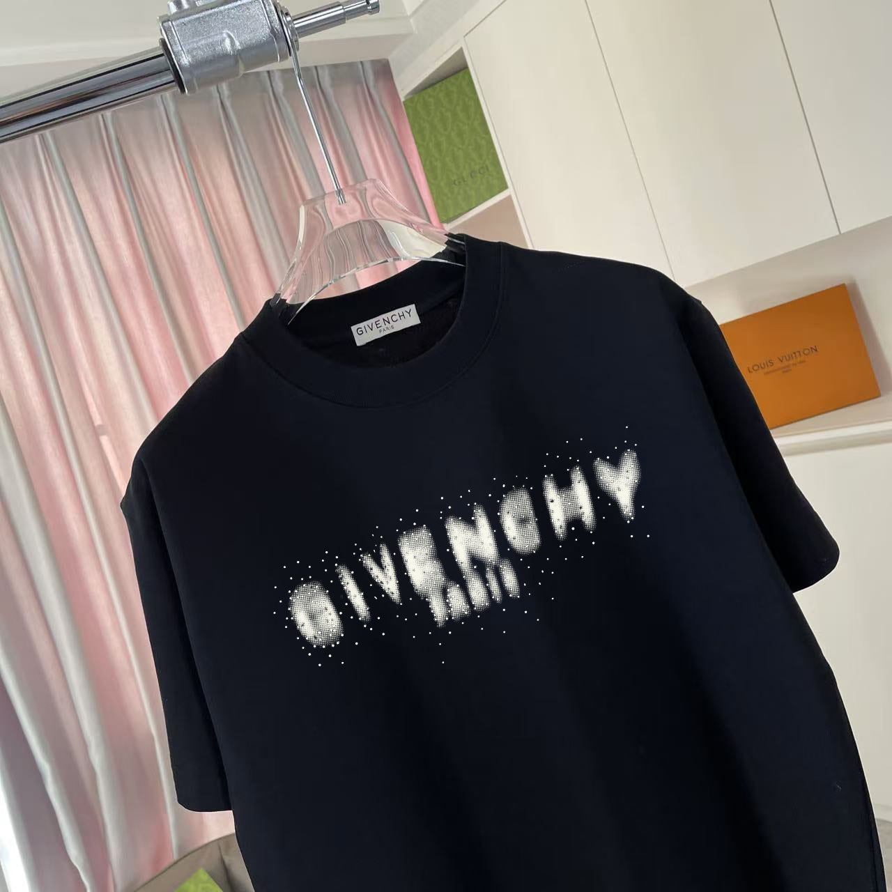 LuxluxHouse Best Quality Clothes Givenchy T-shirt