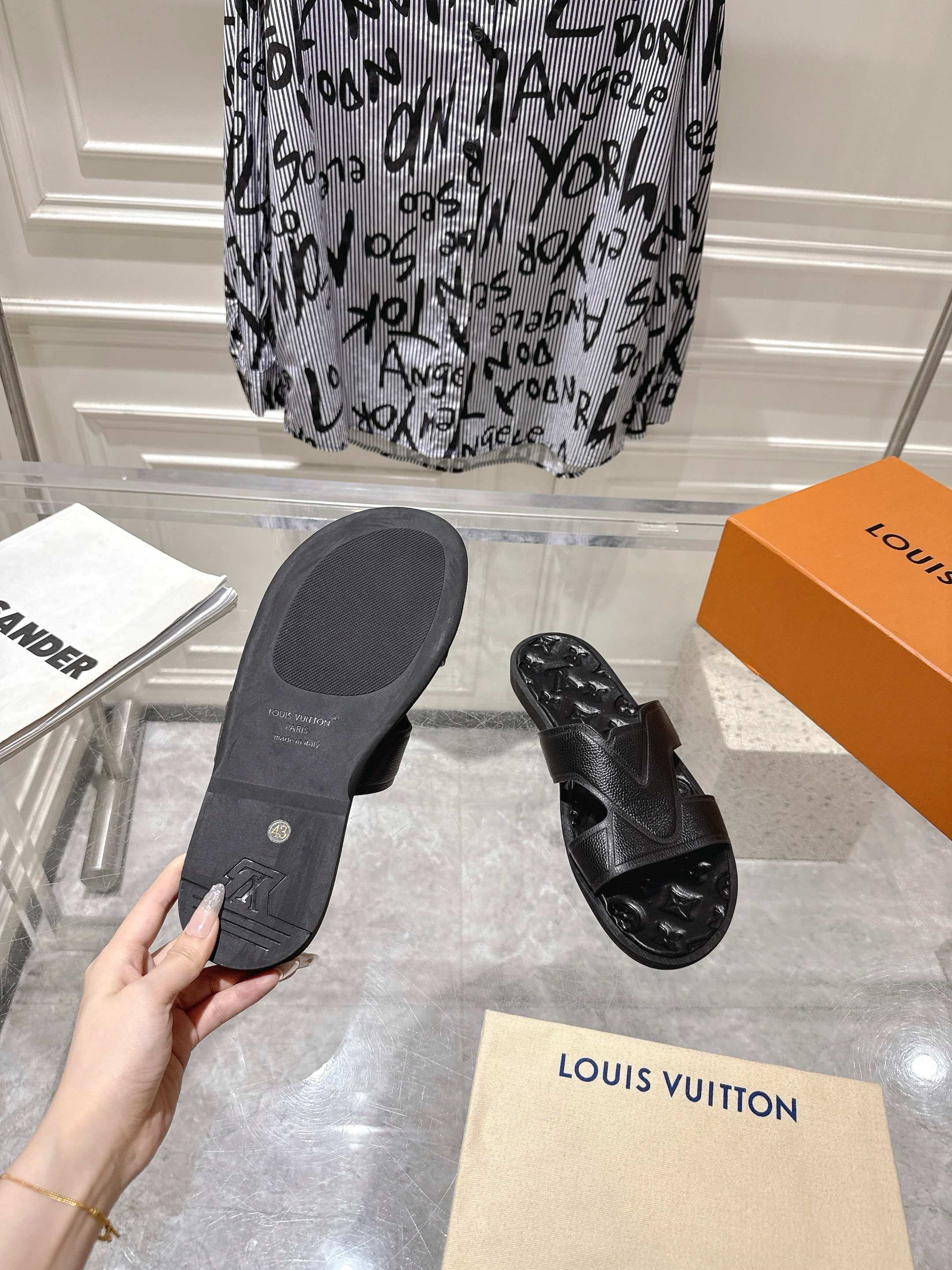 LuxluxHouse Best Quality Sandals Louis Vuitton