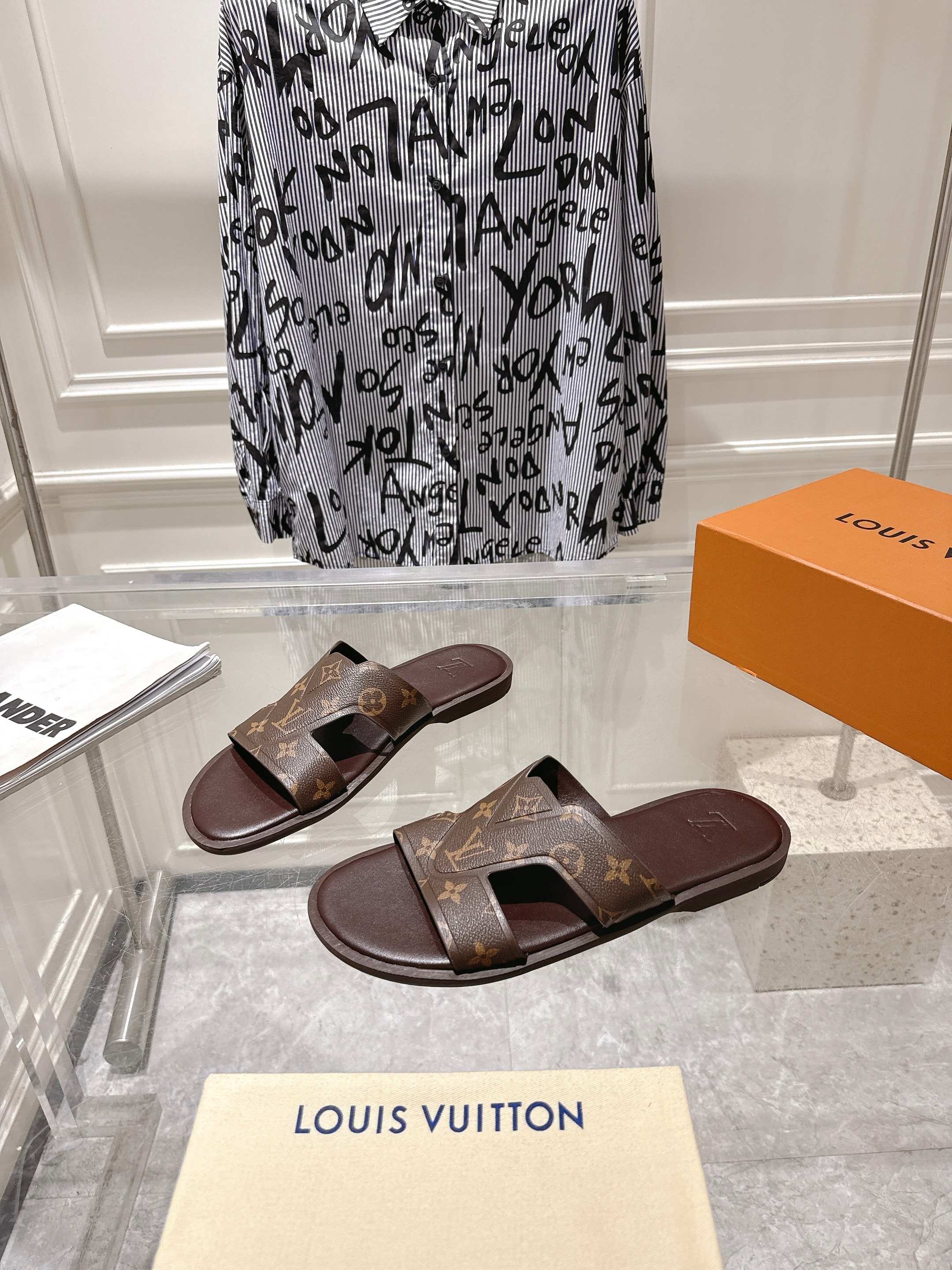 LuxluxHouse Best Quality Sandals Louis Vuitton