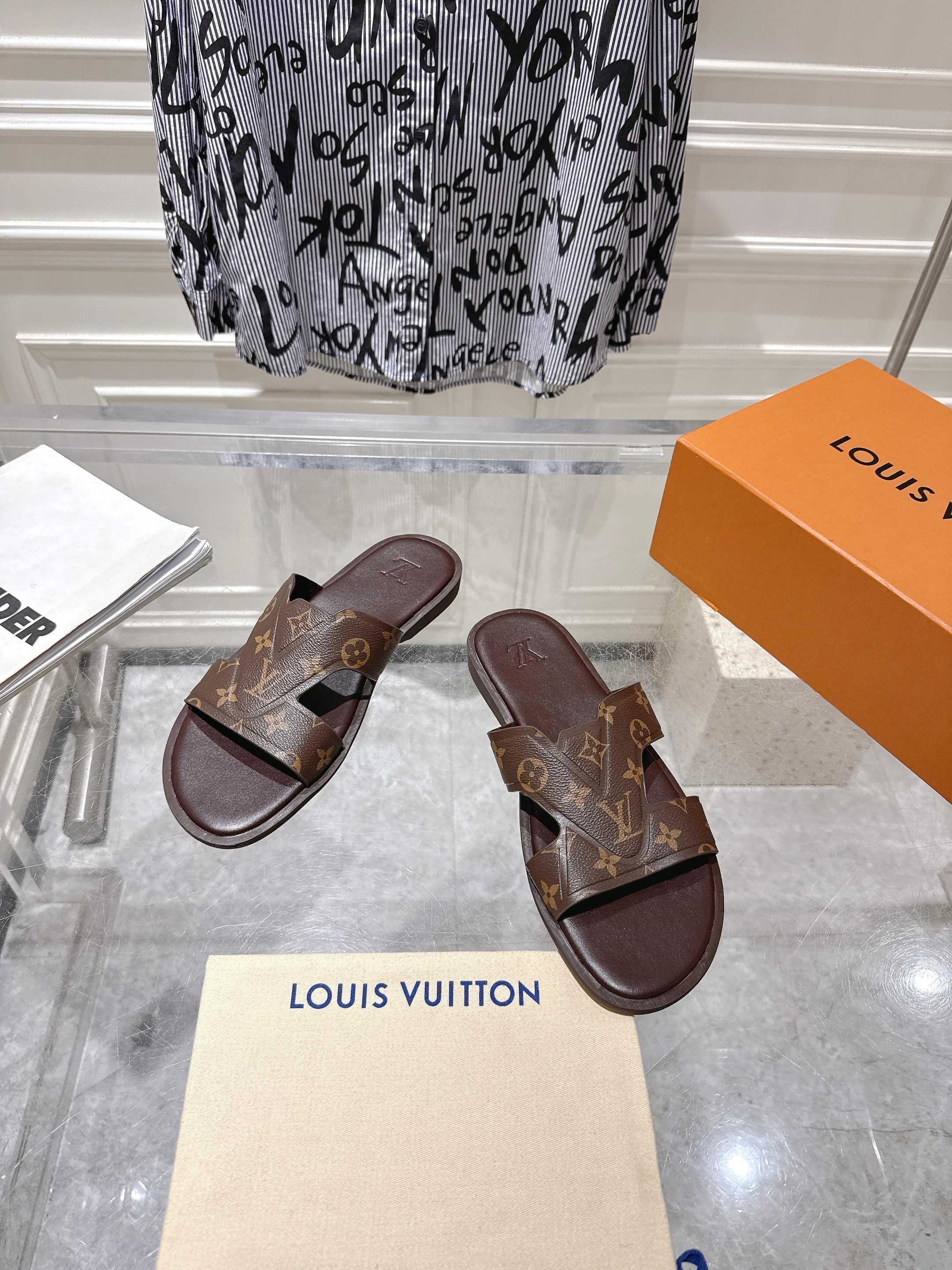 LuxluxHouse Best Quality Sandals Louis Vuitton