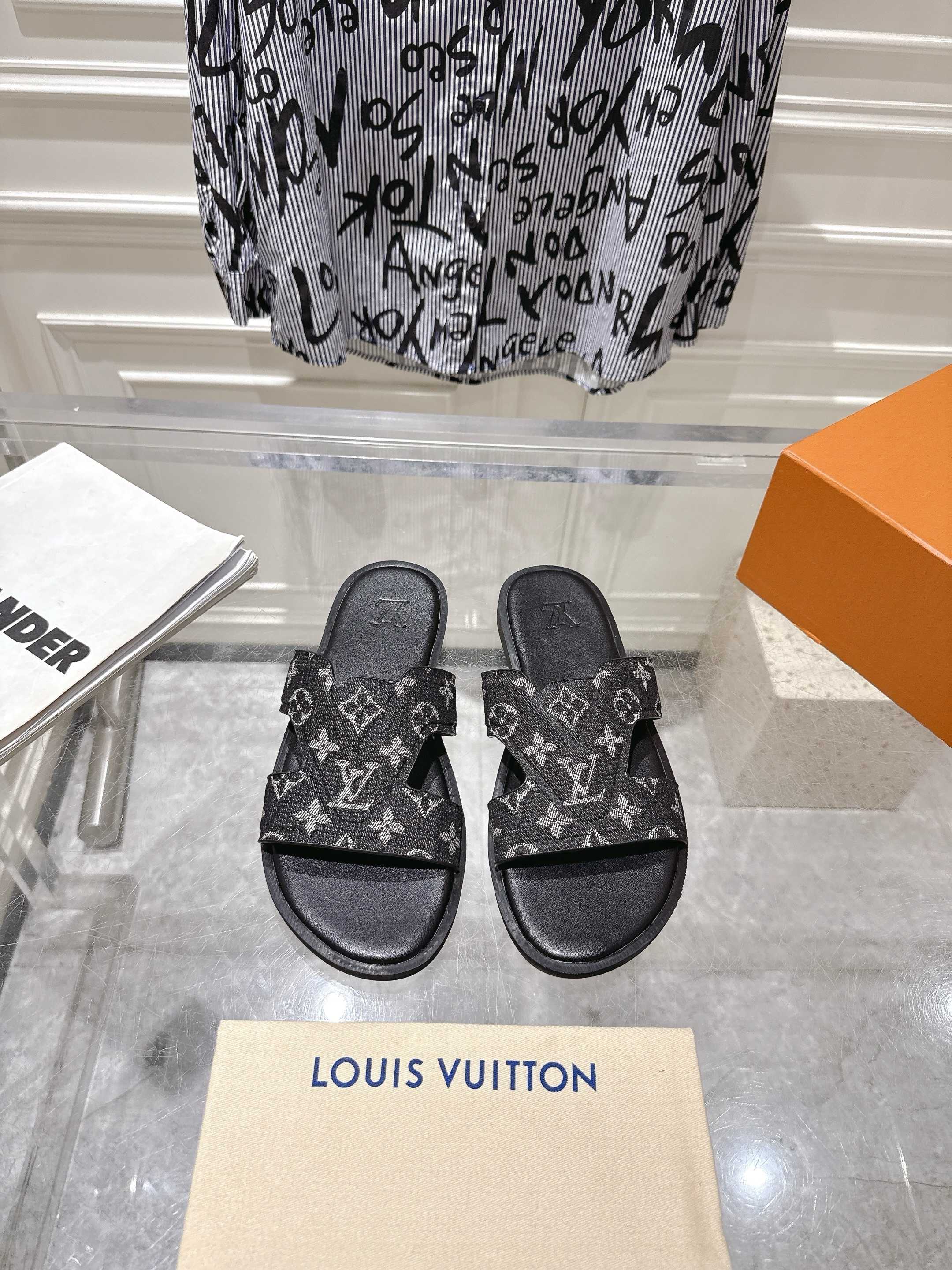 LuxluxHouse Best Quality Sandals Louis Vuitton