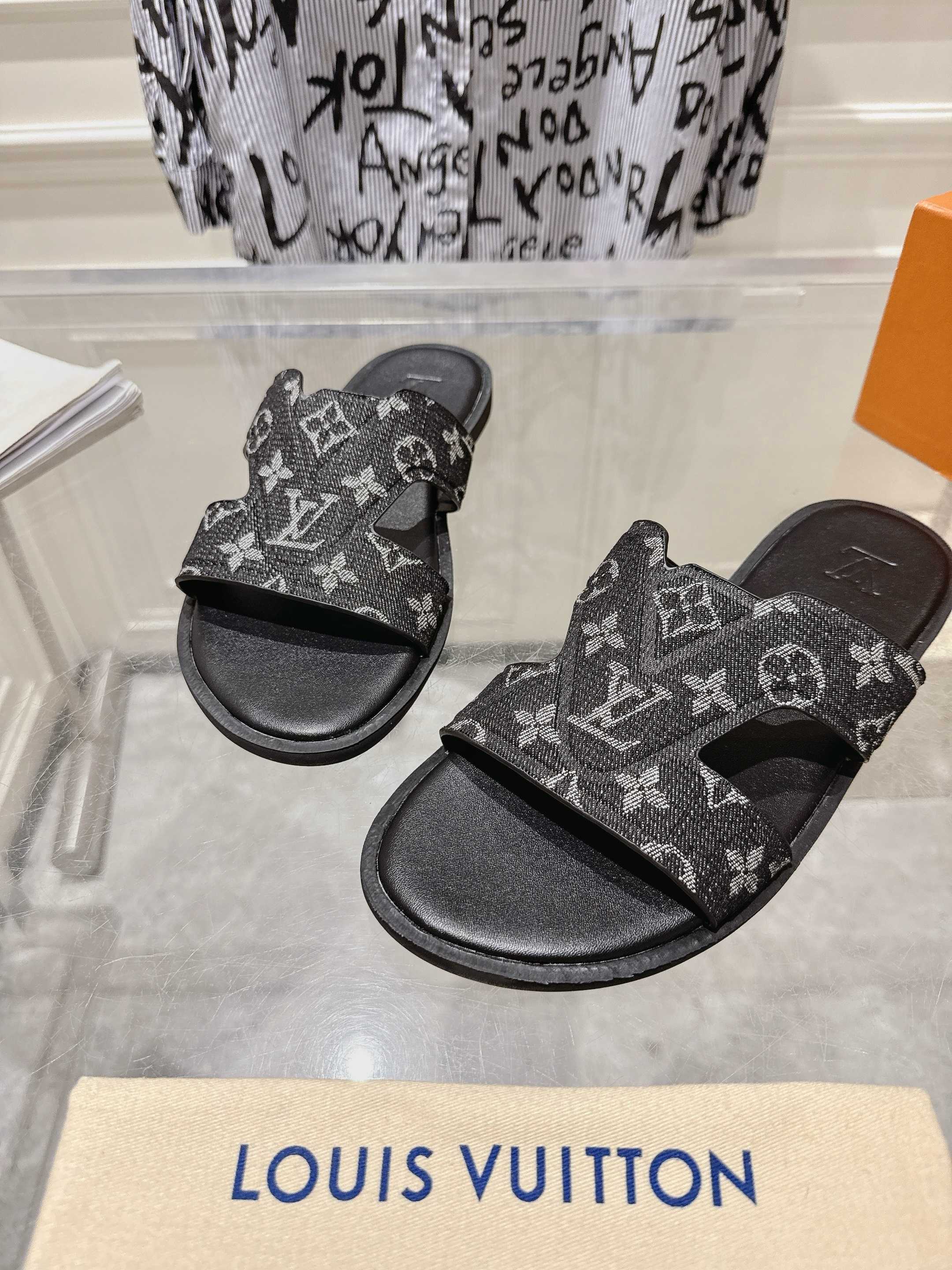 LuxluxHouse Best Quality Sandals Louis Vuitton