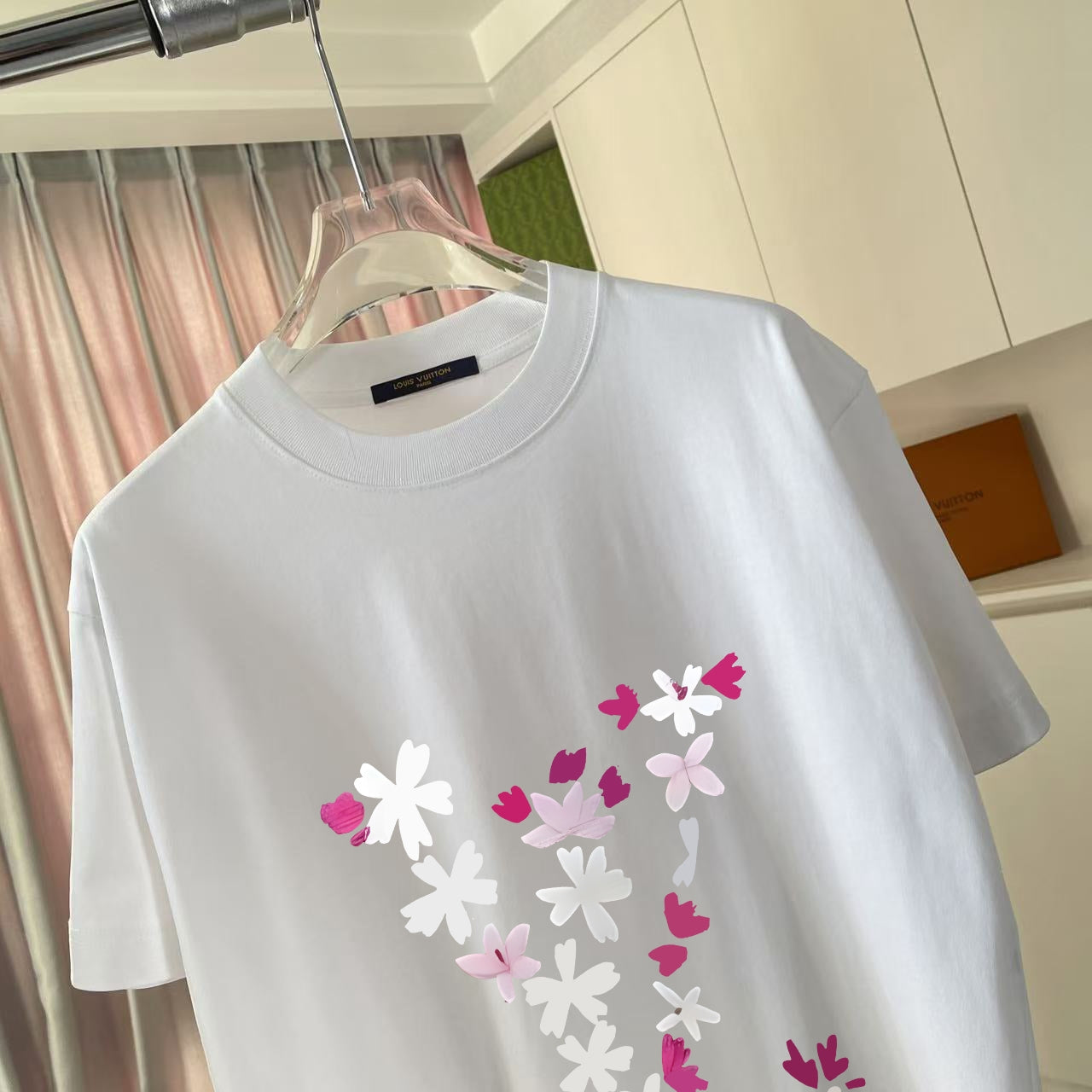 LuxluxHouse Best Quality Clothes T-shirt Louis Vuitton