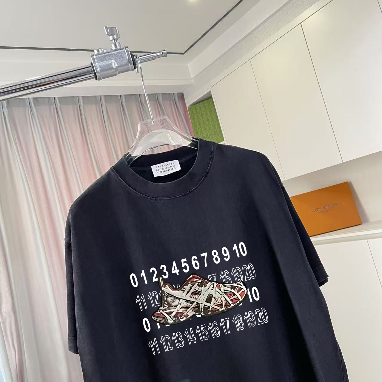 LuxluxHouse Best Quality Clothes T-shirt Chanel & Maison Margiela