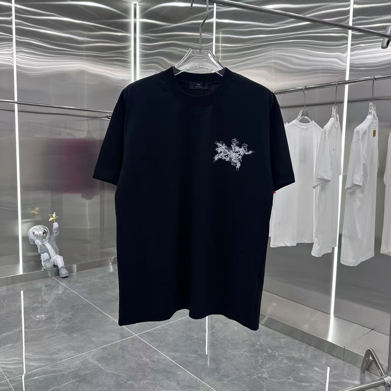 LuxluxHouse Best Quality Clothes T-shirt Arcteryx