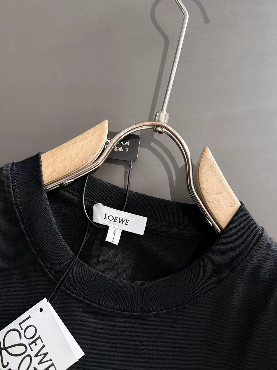 LuxluxHouse Best Quality Clothes T-shirt Loewe