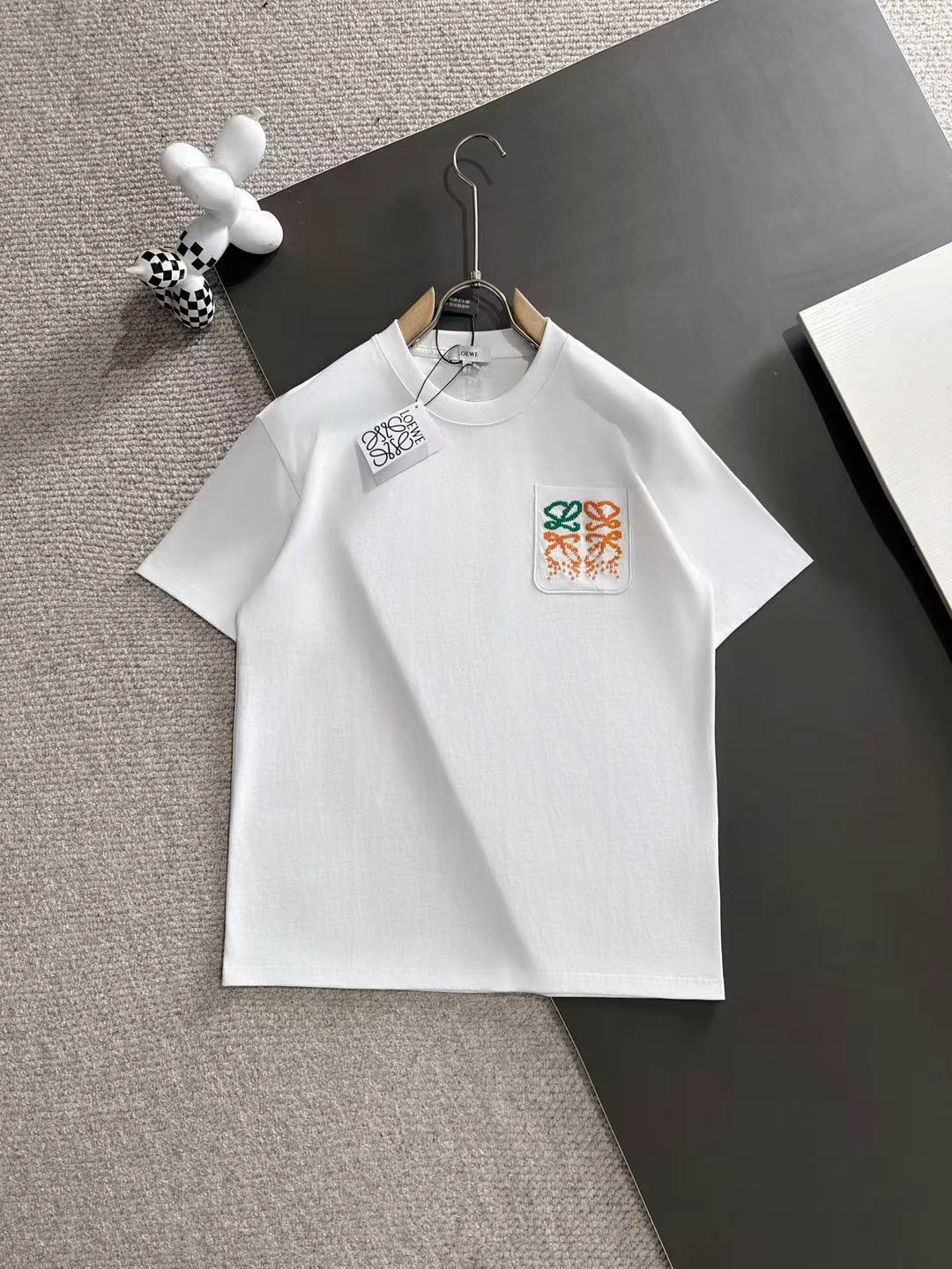 LuxluxHouse Best Quality Clothes T-shirt Loewe