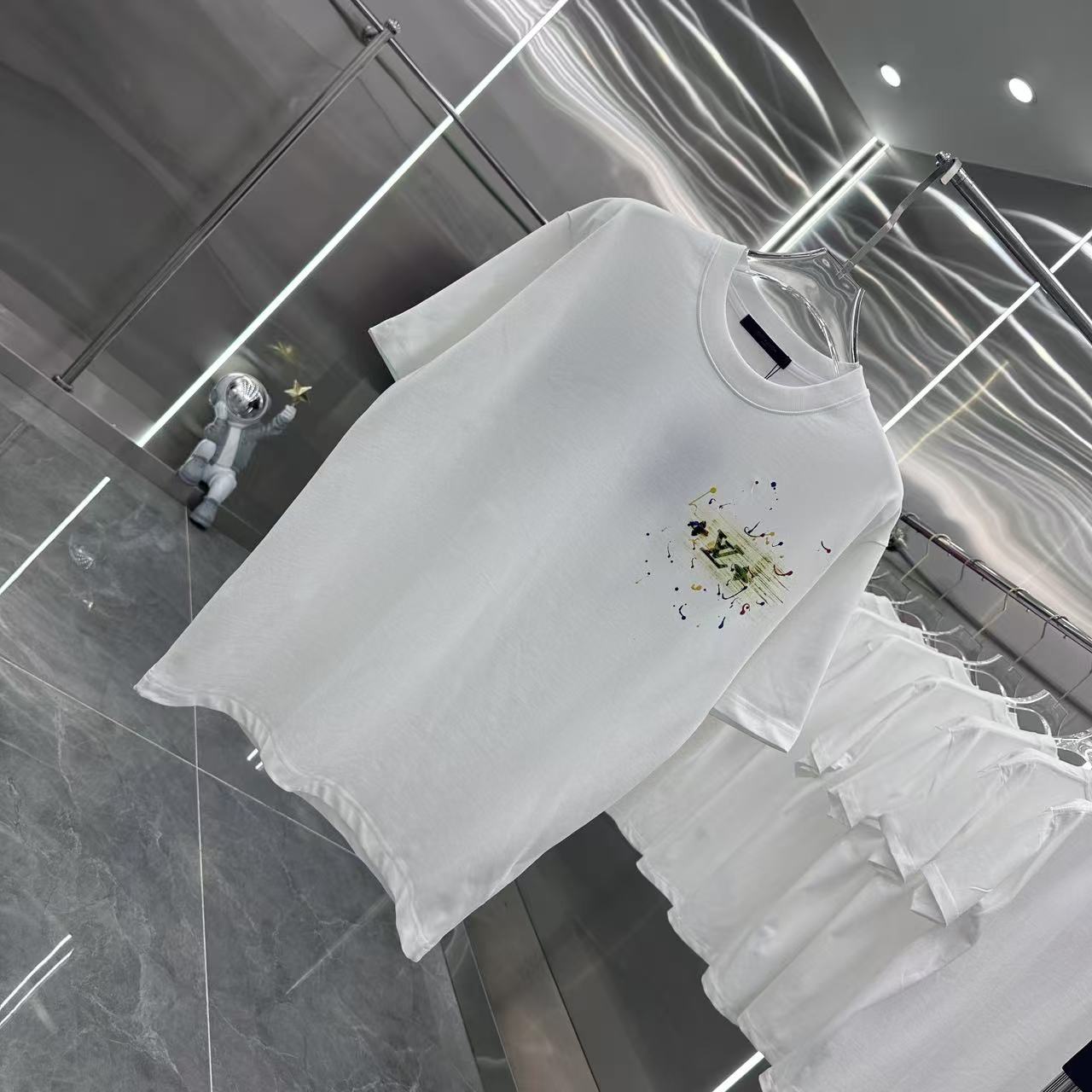 LuxluxHouse Best Quality Clothes T-shirt Louis Vuitton