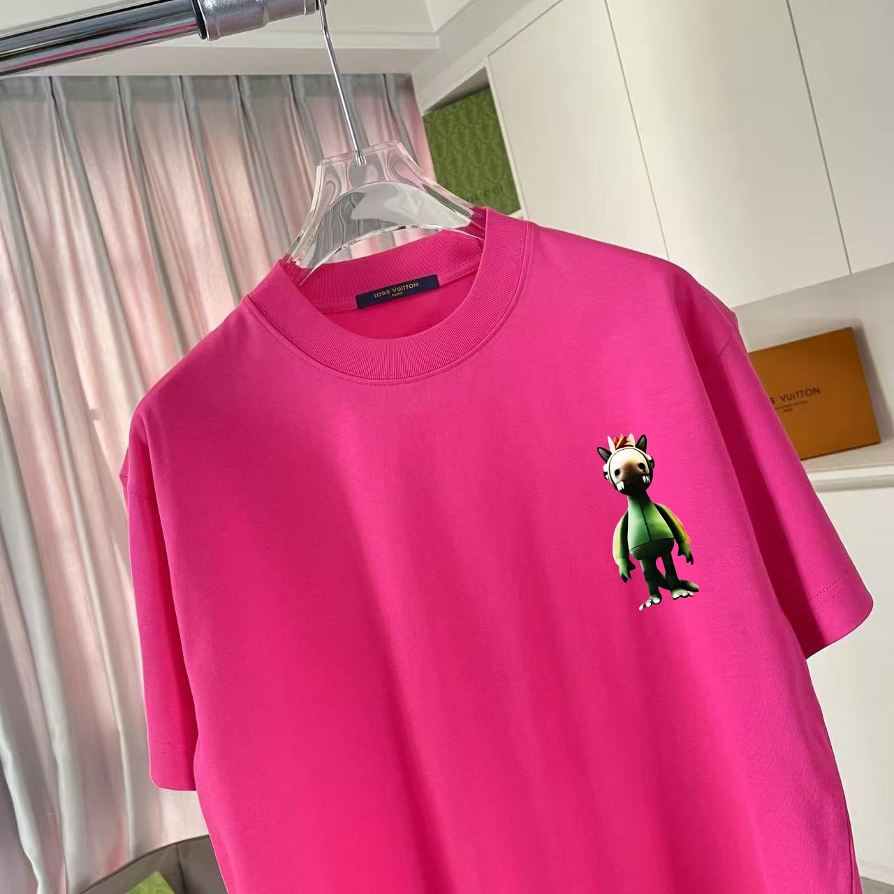 LuxluxHouse Best Quality Clothes T-shirt Louis Vuitton