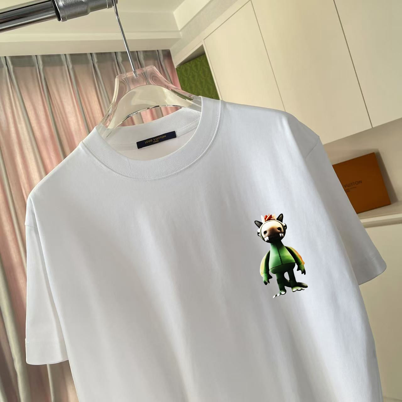 LuxluxHouse Best Quality Clothes T-shirt Louis Vuitton