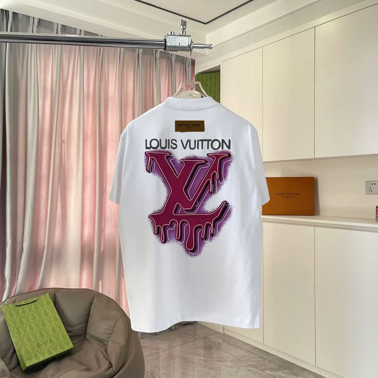LuxluxHouse Best Quality Clothes T-shirt Louis Vuitton