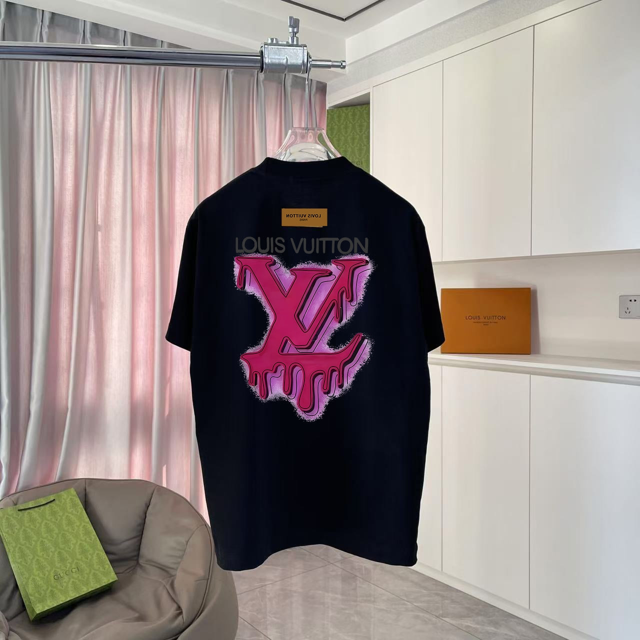 LuxluxHouse Best Quality Clothes T-shirt Louis Vuitton