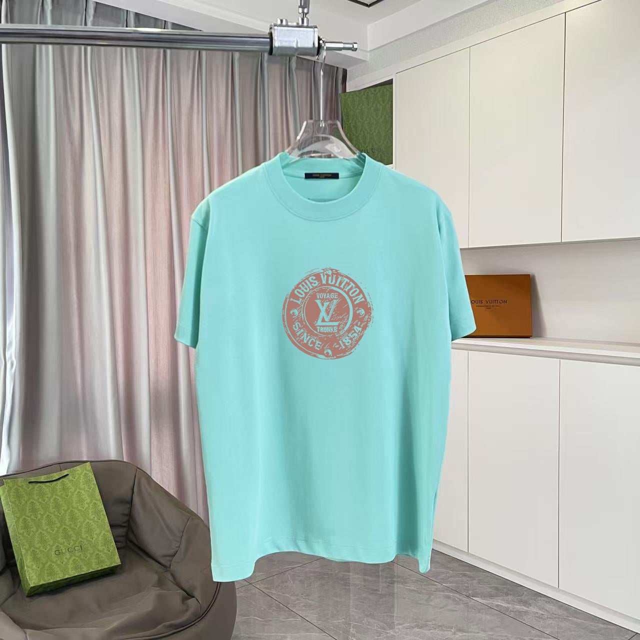 LuxluxHouse Best Quality Clothes T-shirt Louis Vuitton