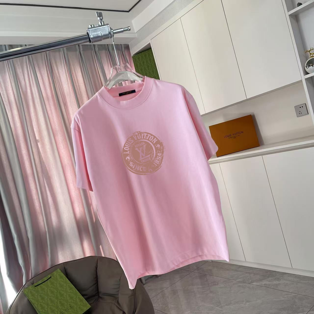 LuxluxHouse Best Quality Clothes T-shirt Louis Vuitton