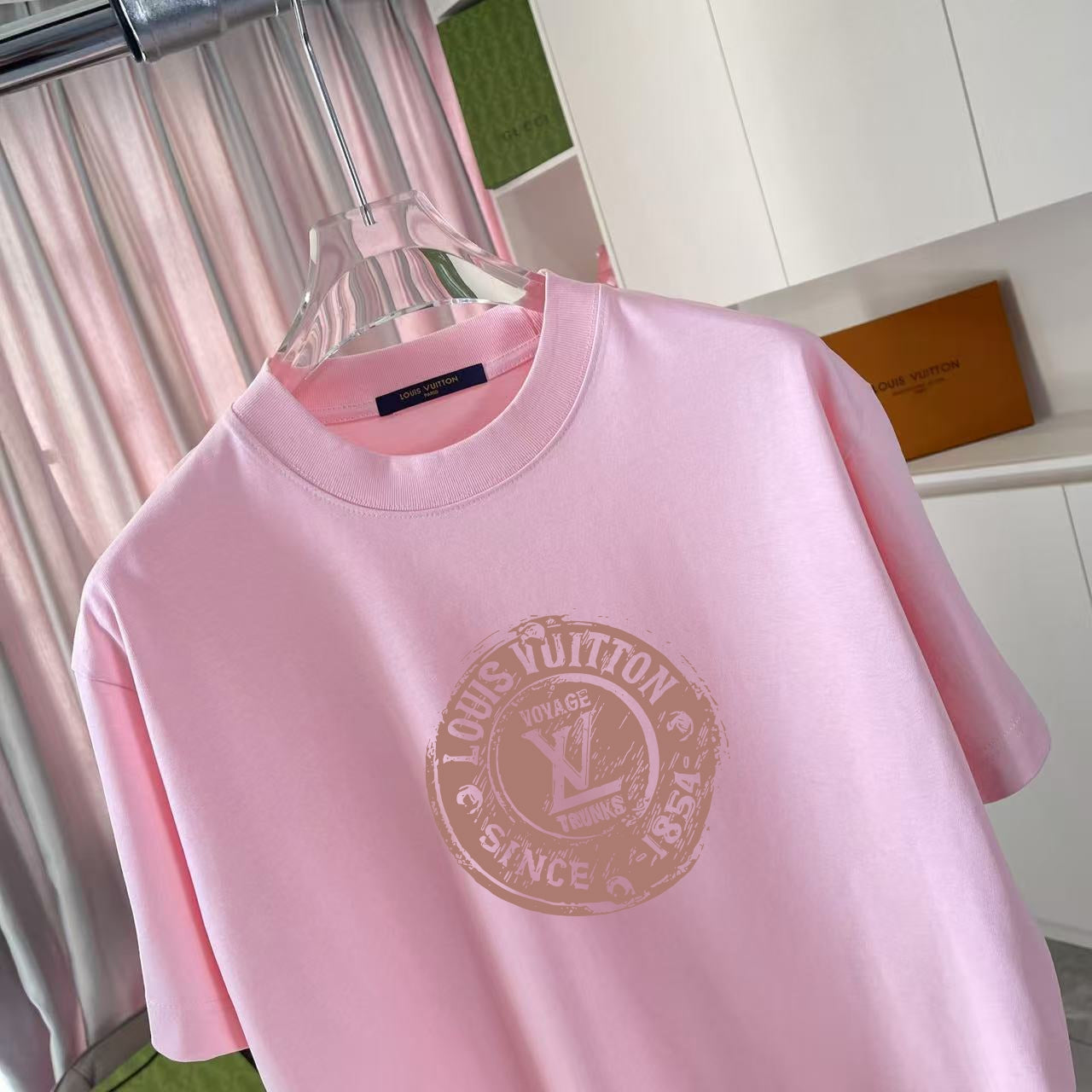 LuxluxHouse Best Quality Clothes T-shirt Louis Vuitton
