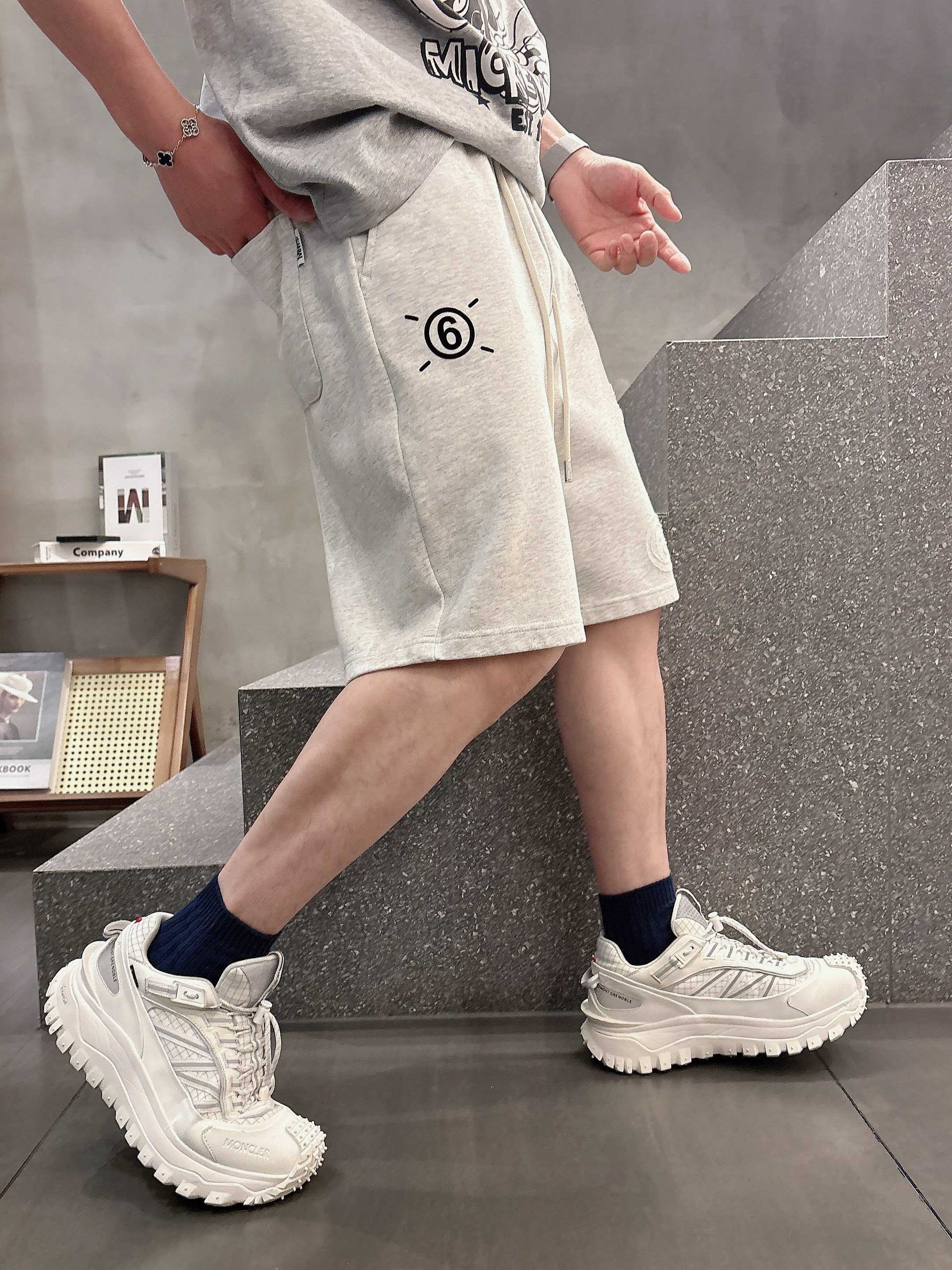 LuxluxHouse Best Quality Clothes Pants Chanel & Maison Margiela