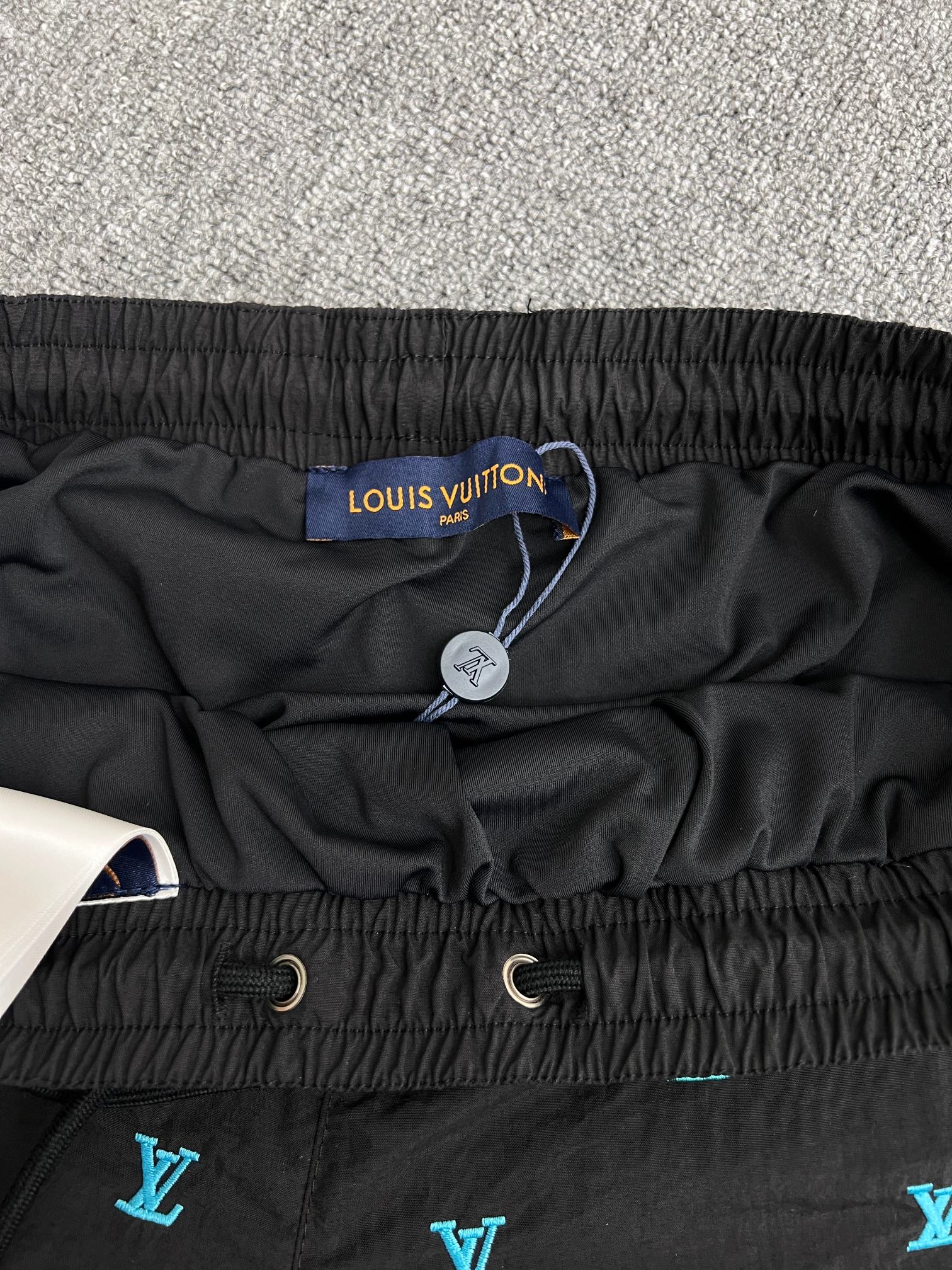 LuxluxHouse Best Quality Clothes Pants Louis Vuitton