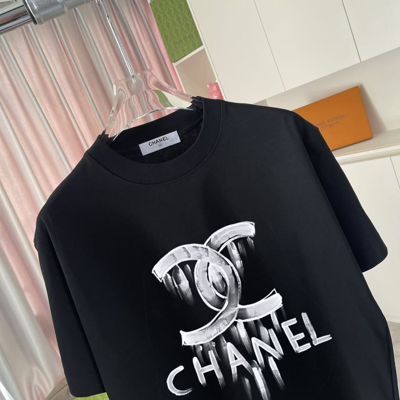 LuxluxHouse Best Quality Clothes T-shirt Chanel & Maison Margiela