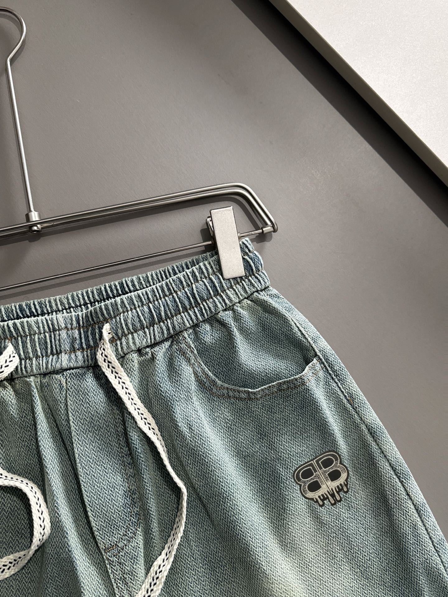 LuxluxHouse Best Quality Clothes Balenciaga Pants