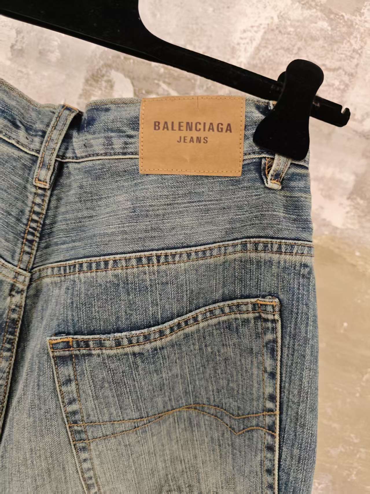 LuxluxHouse Best Quality Clothes Balenciaga Pants