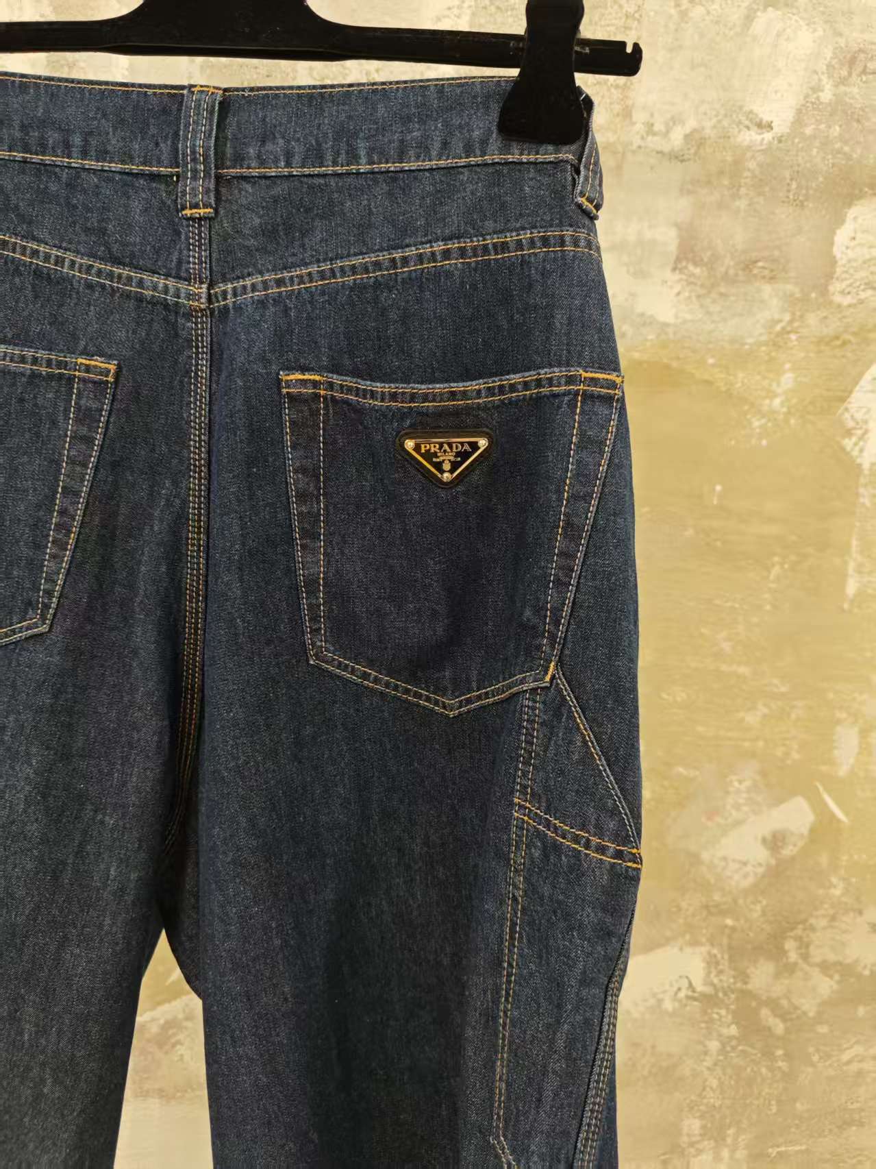 LuxluxHouse Best Quality Clothes Pants Prada