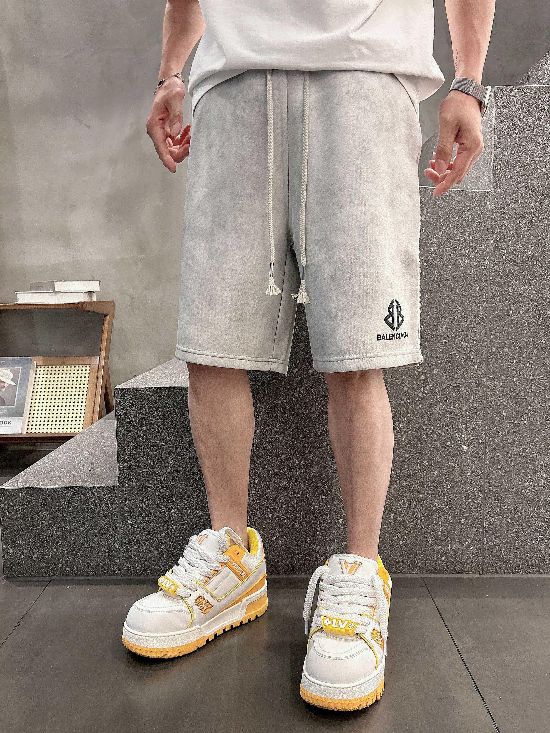 LuxluxHouse Best Quality Clothes Balenciaga Pants