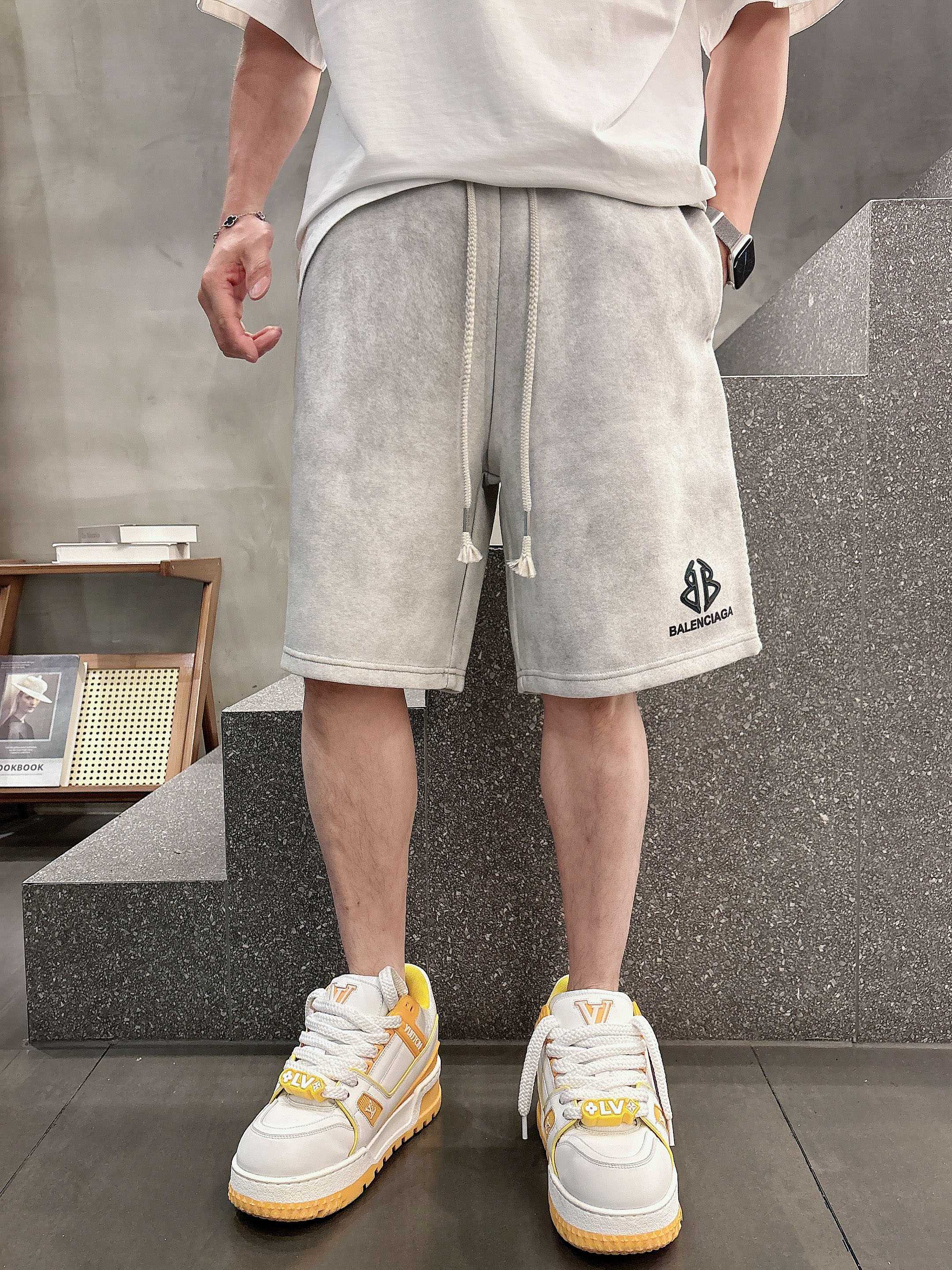 LuxluxHouse Best Quality Clothes Balenciaga Pants
