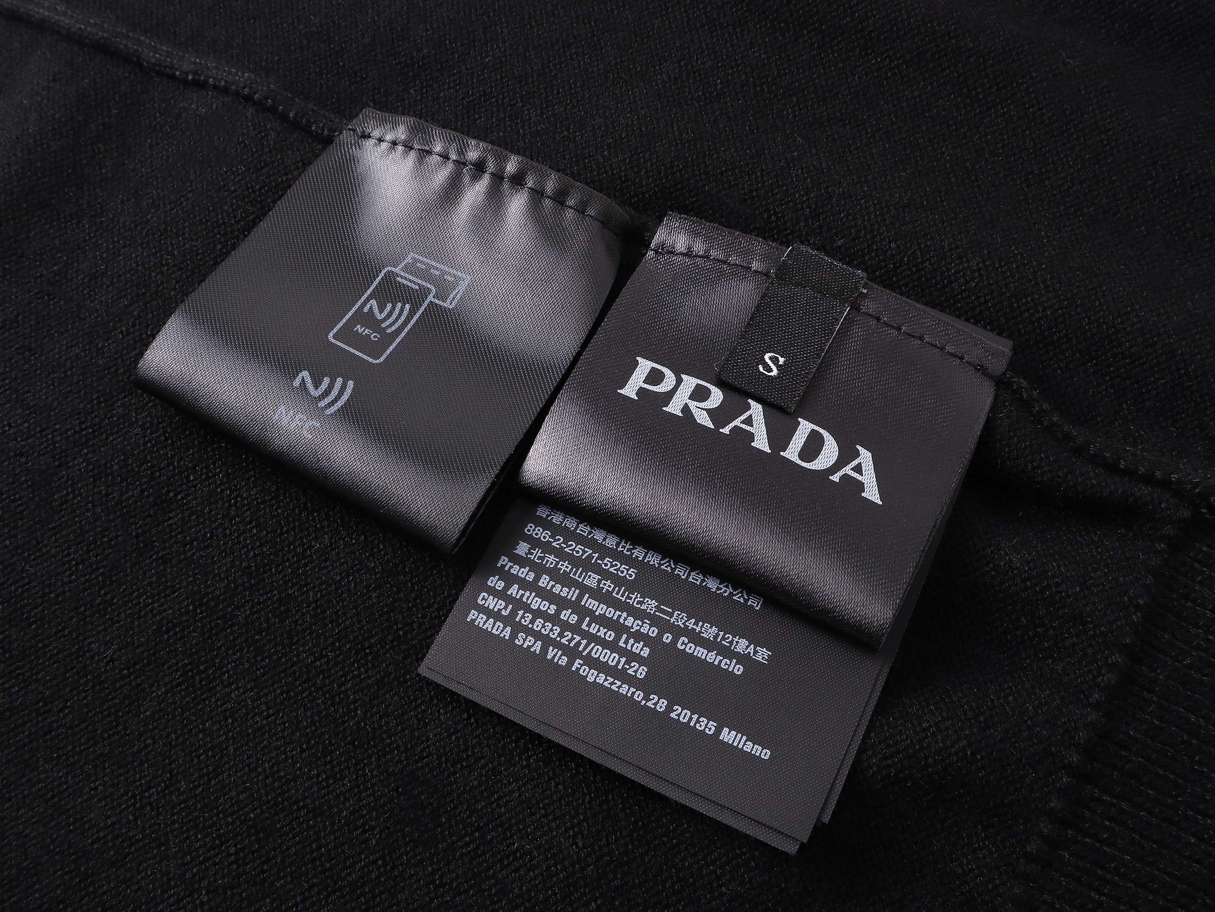 LuxluxHouse Best Quality Clothes Shirts&Polo Prada