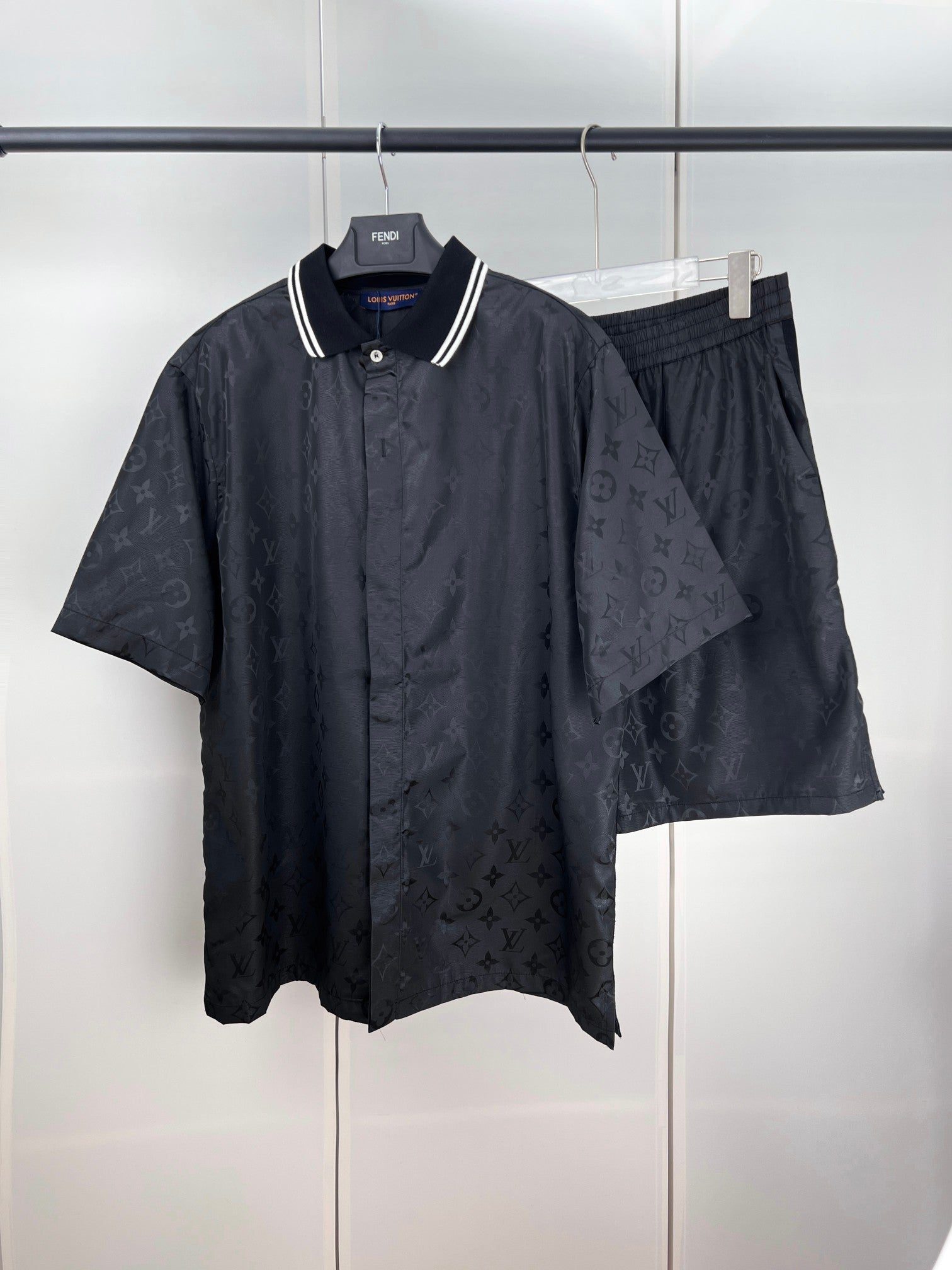 LuxluxHouse Best Quality Clothes Shirts&Polo Louis Vuitton