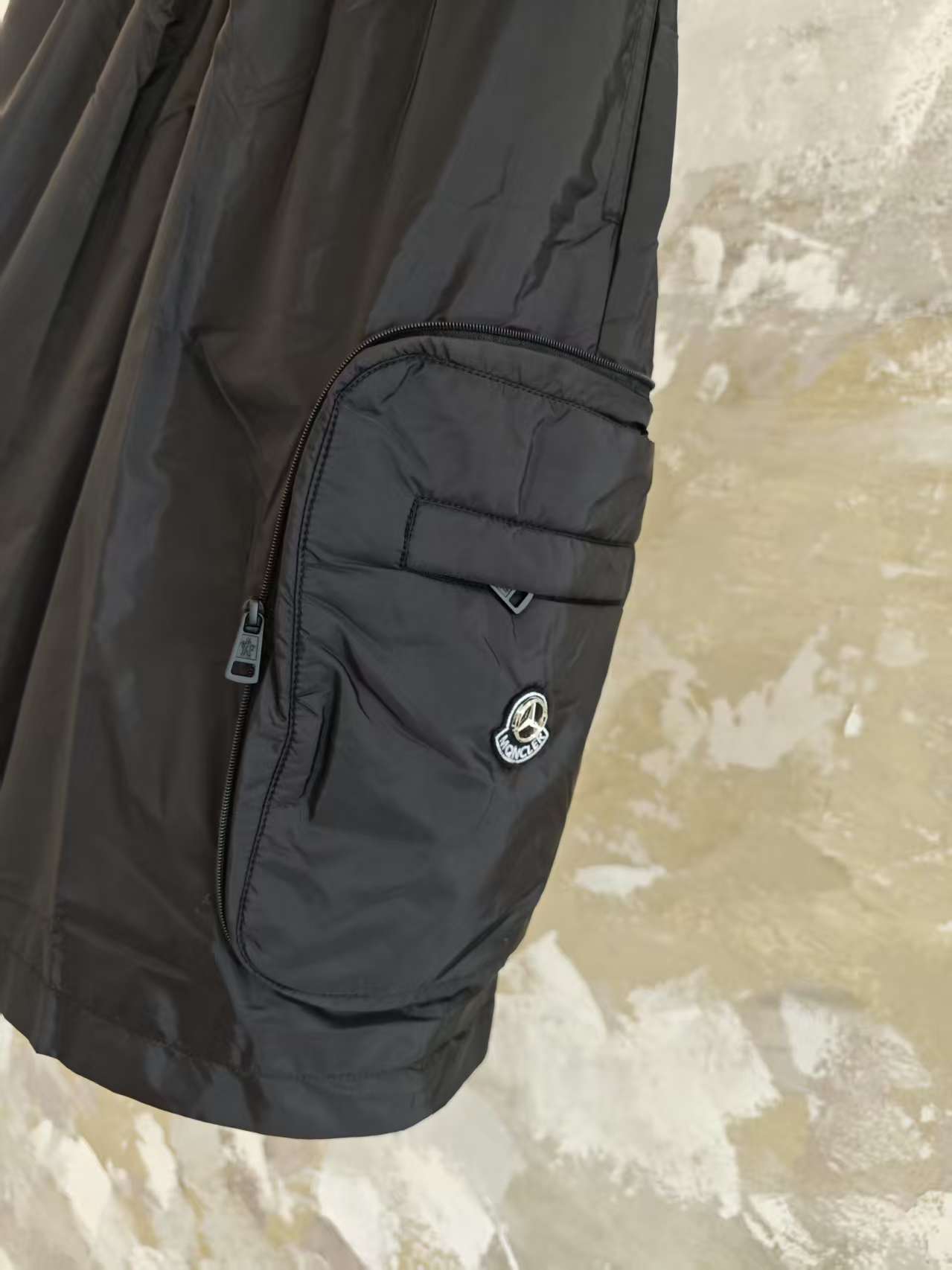 LuxluxHouse Best Quality Clothes Pants Moncler