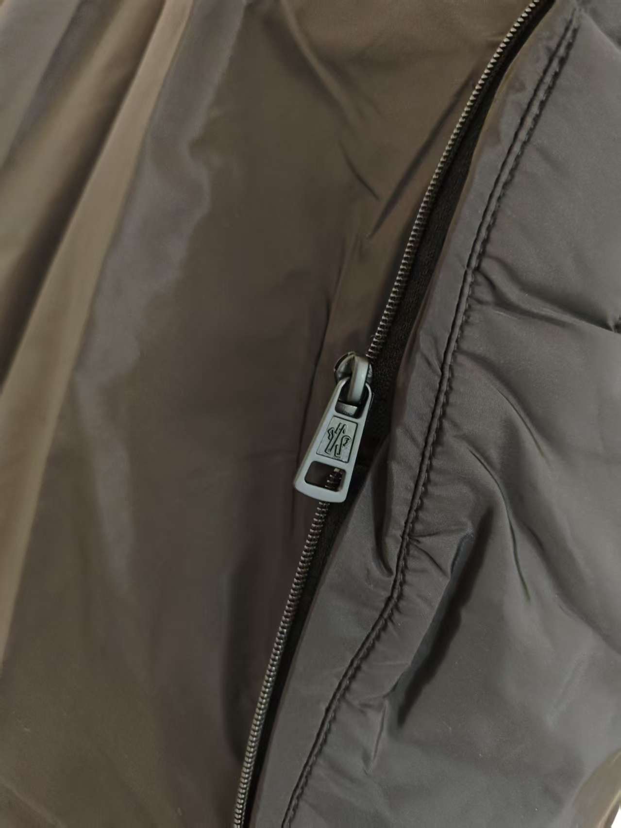 LuxluxHouse Best Quality Clothes Pants Moncler