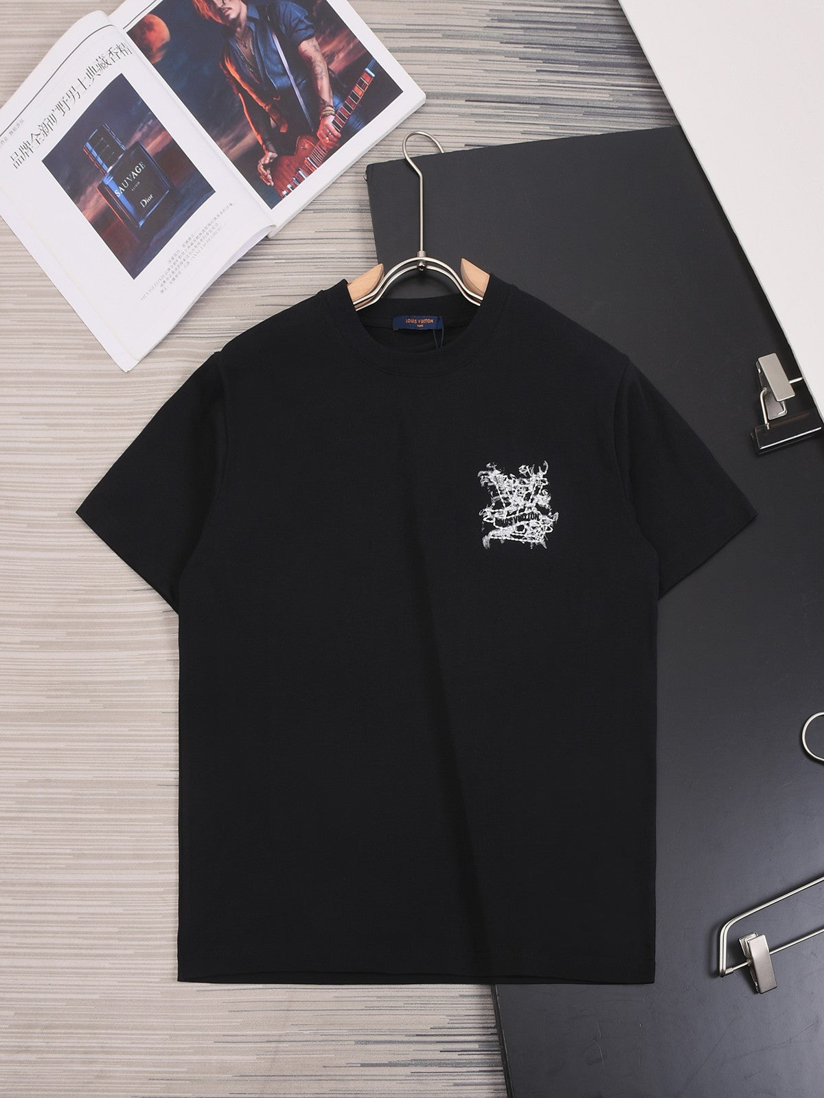 LuxluxHouse Best Quality Clothes T-shirt Louis Vuitton