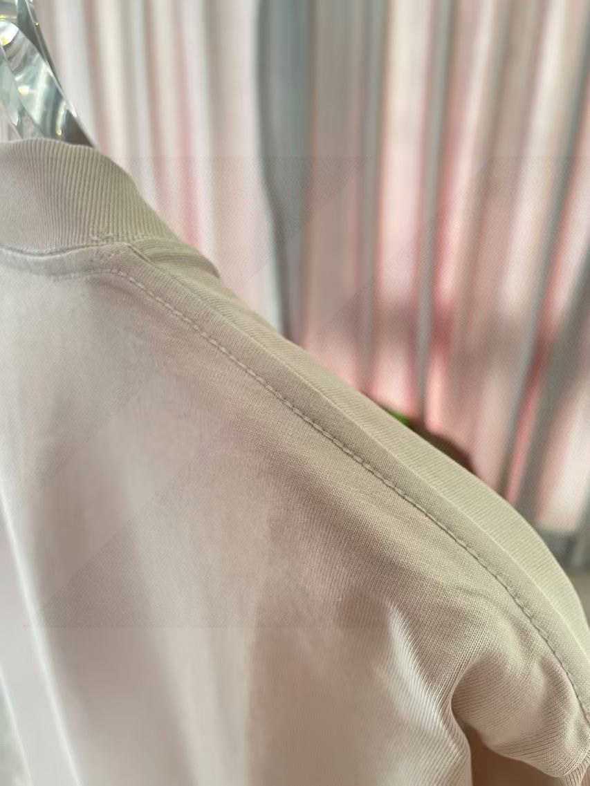 LuxluxHouse Best Quality Clothes Valentino T-shirt