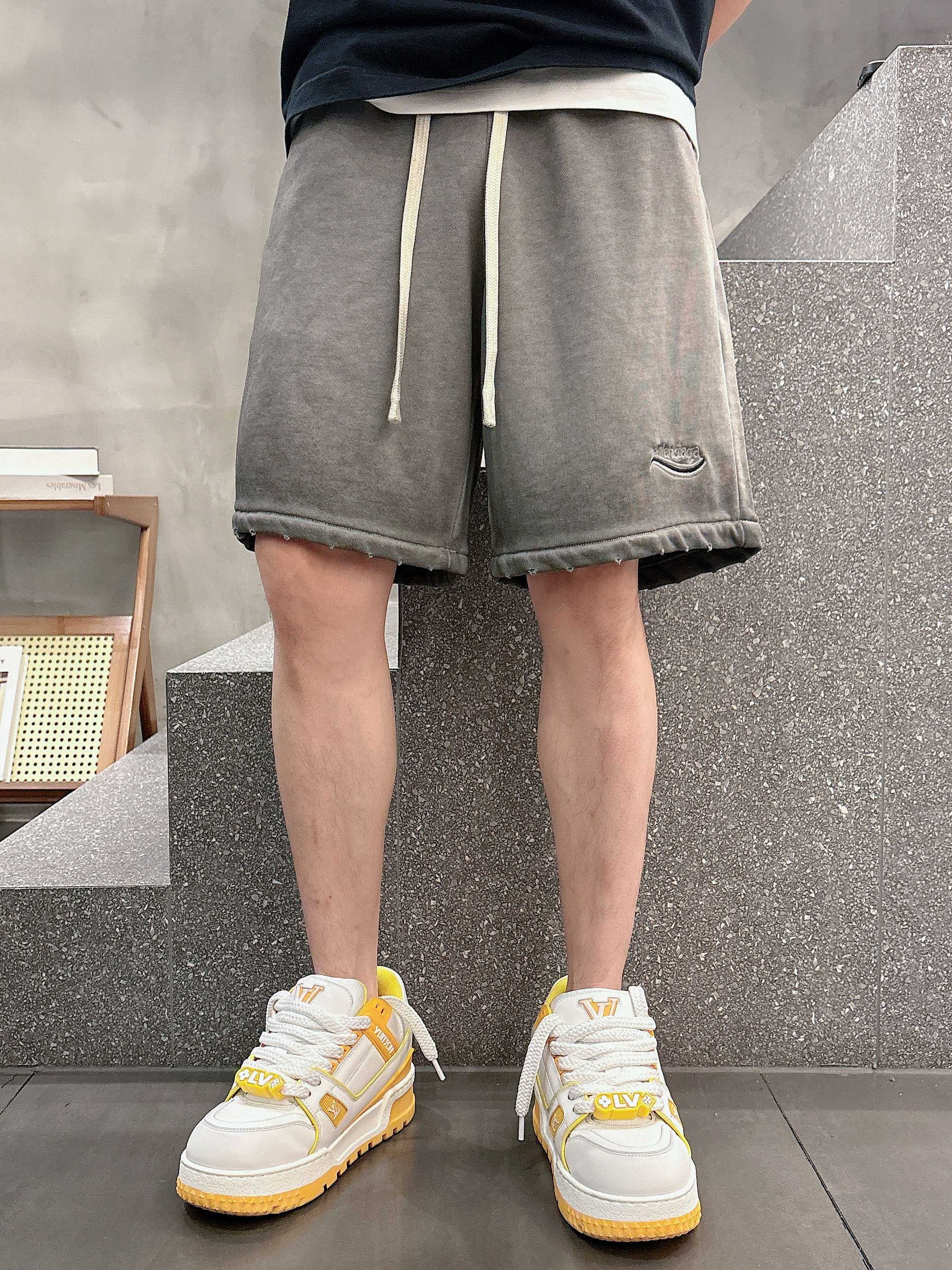 LuxluxHouse Best Quality Clothes Balenciaga Pants