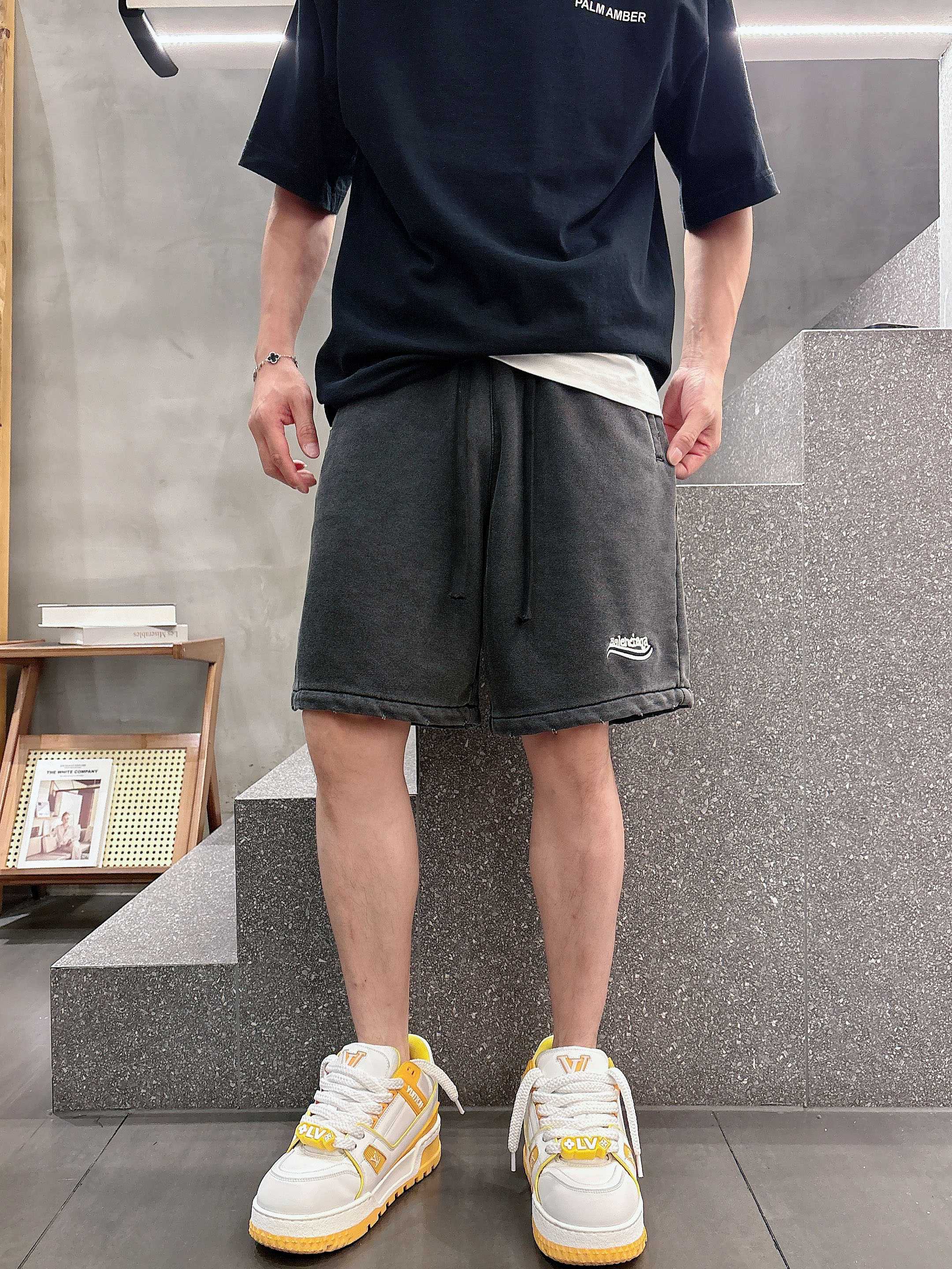 LuxluxHouse Best Quality Clothes Balenciaga Pants