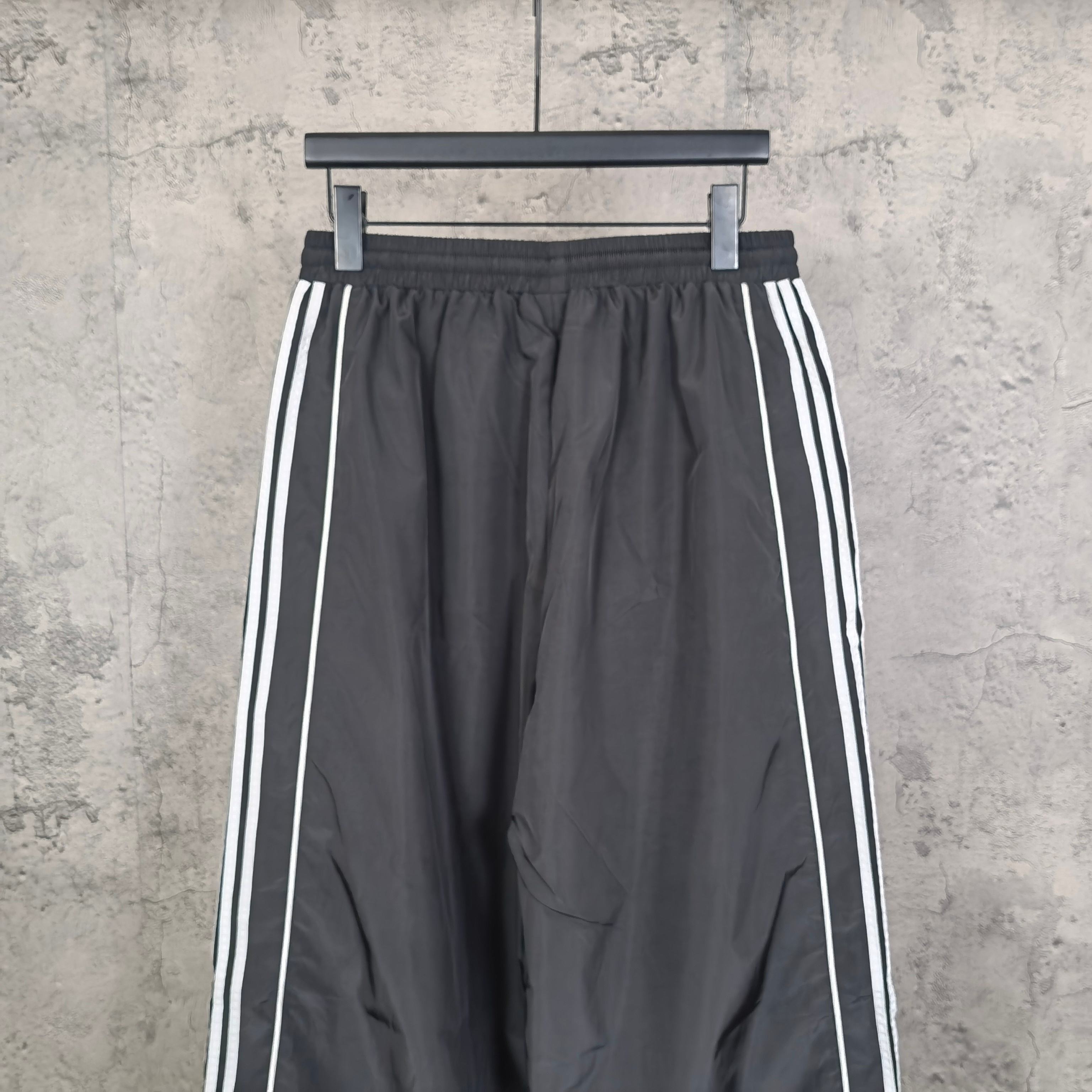 LuxluxHouse Best Quality Clothes Balenciaga Pants